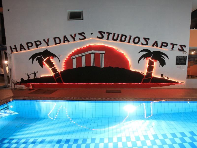 Aparthotel Happy Days 3*