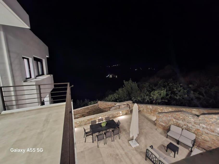 Villa Elaida- πολυτελής βίλα-θέα θάλασσα, μάνη Skoutarion
