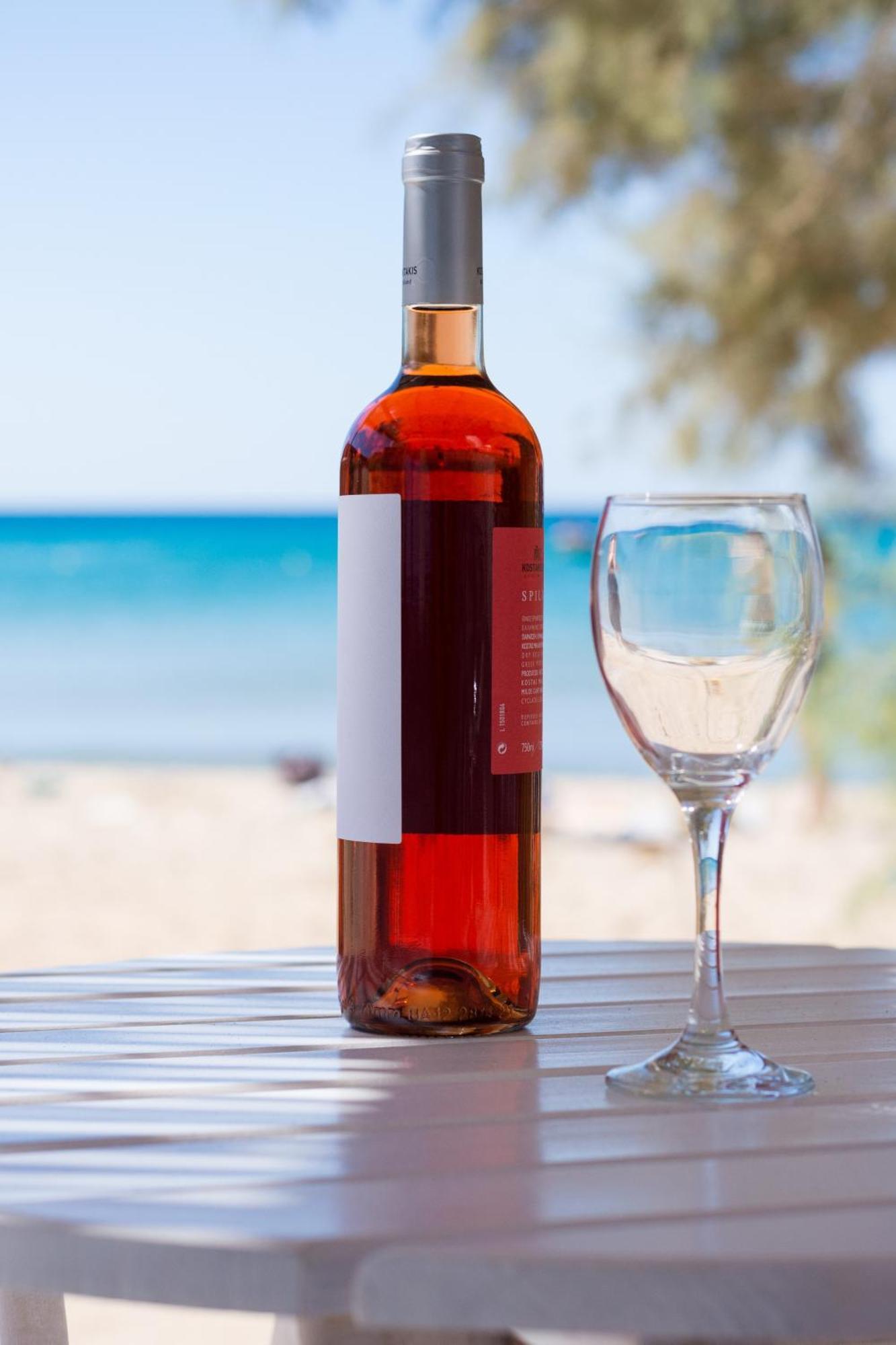 Holiday home Opal Wave Milos Provatas
