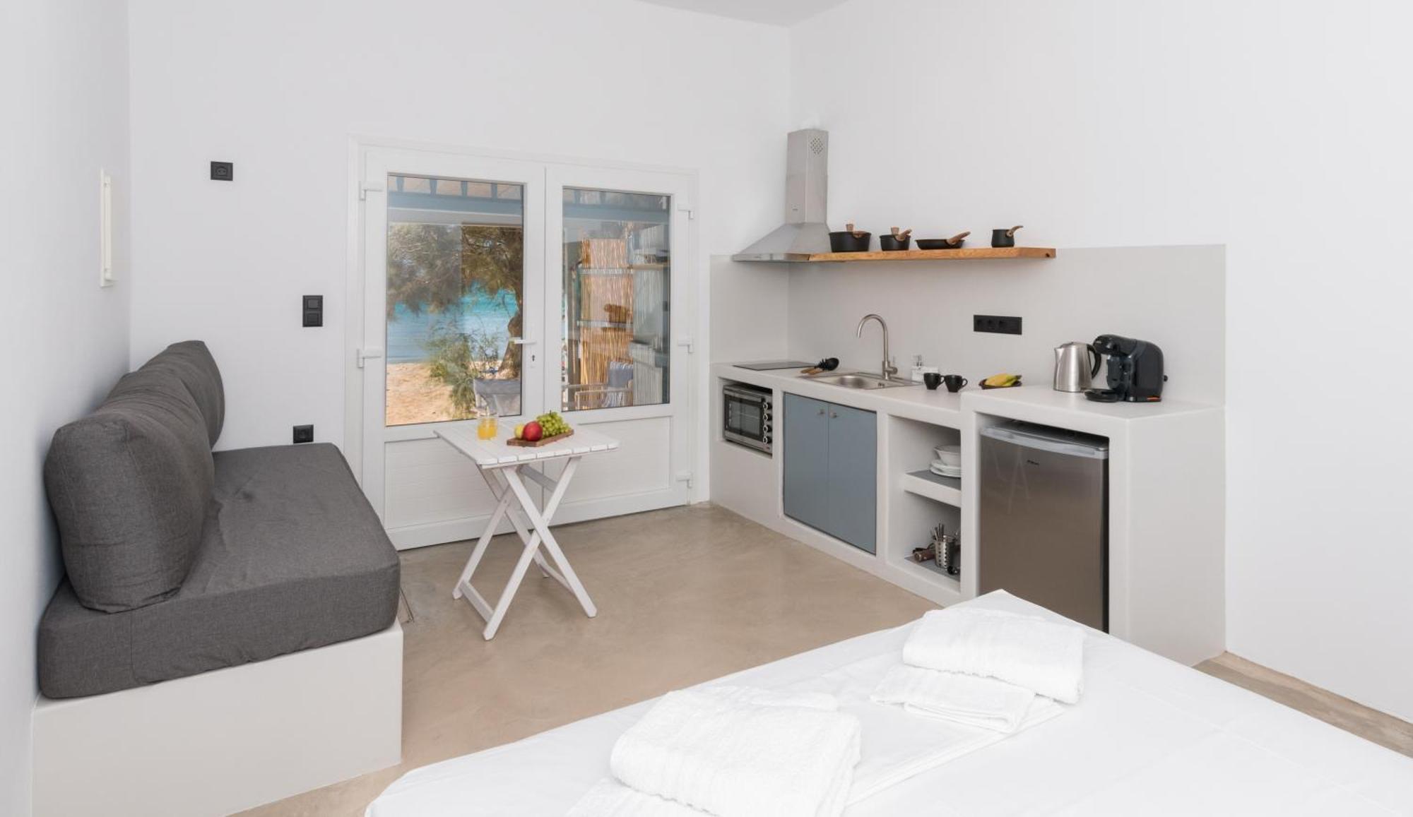 Opal Wave Milos Holiday home