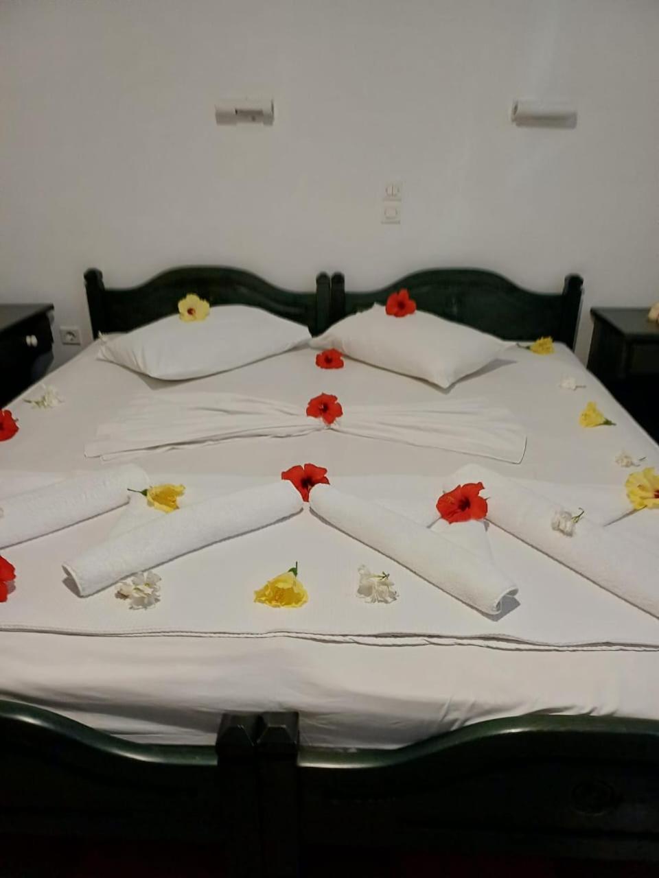 Siroco's And Aparthotel 3*