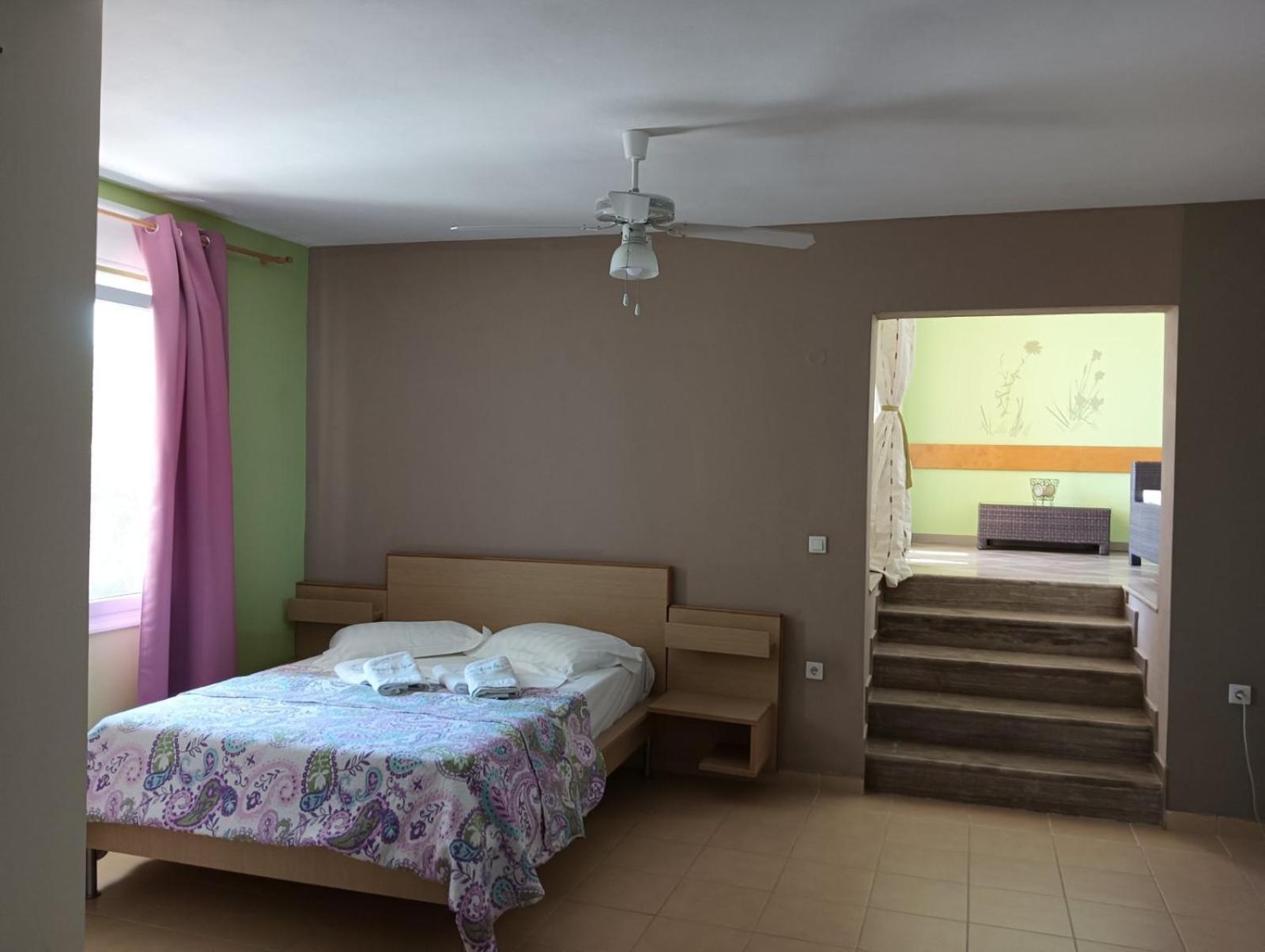 Aparthotel Homes 3*