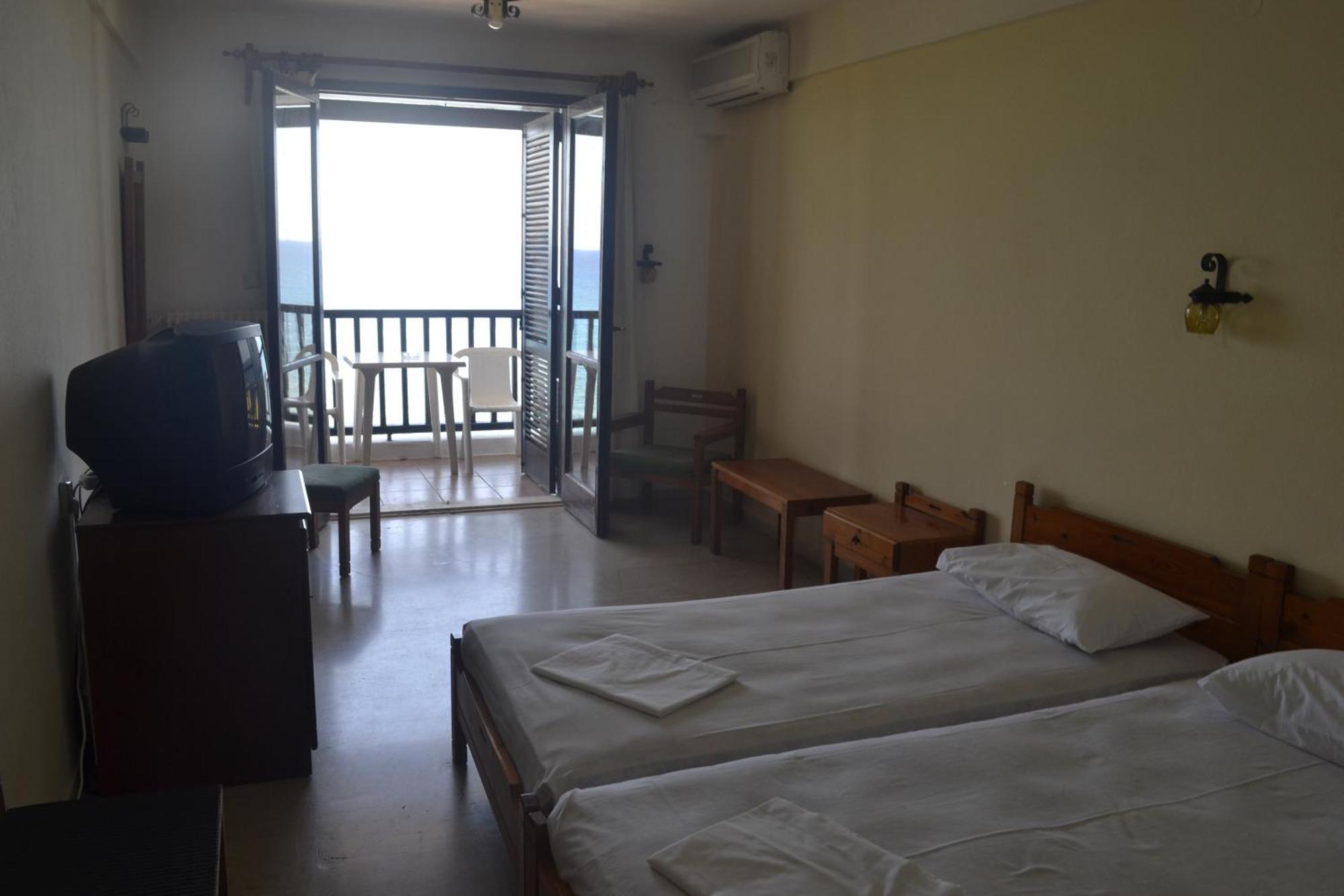 Hotel Maro 3*