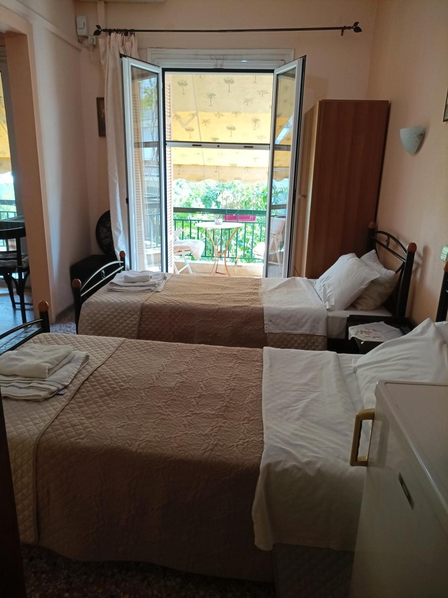 Retro Guest house *