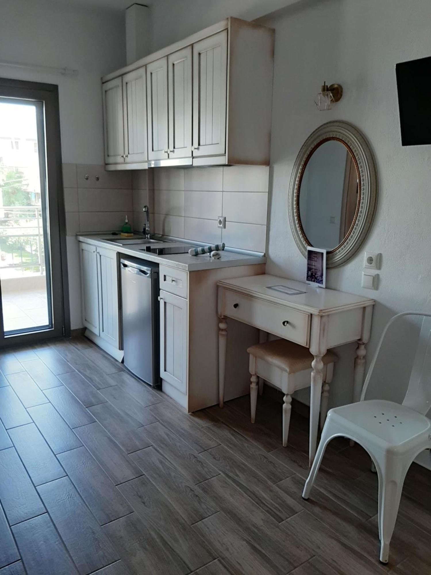 U Jacka Apartment Neoi Poroi