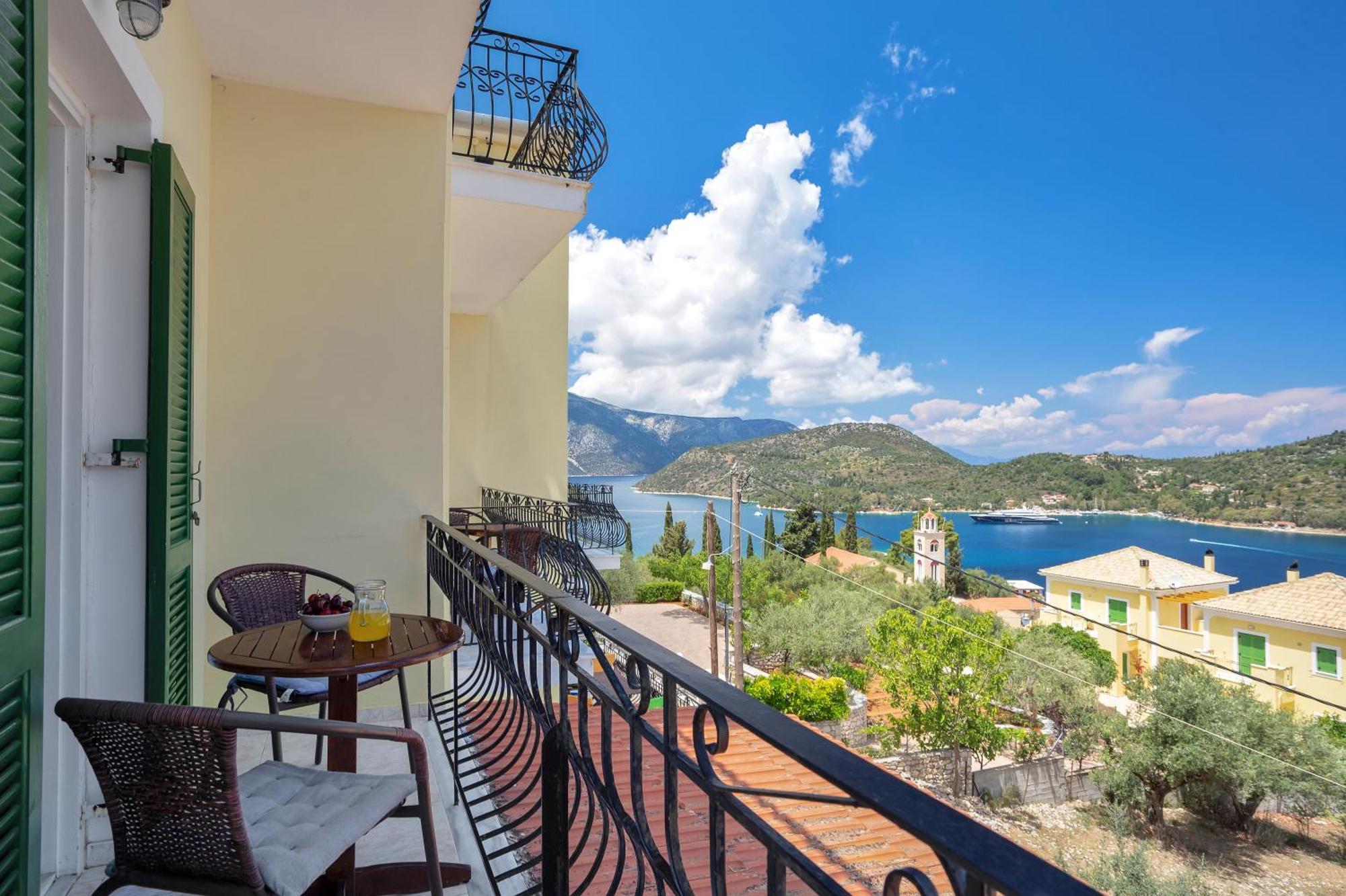 Veroni's 5 * Vathy (Ithaca)
