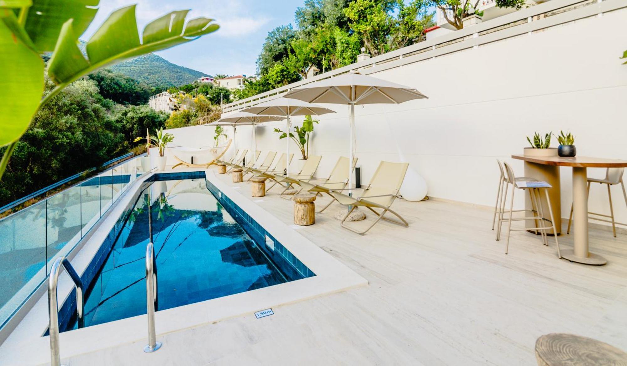 Parga Suites 4*