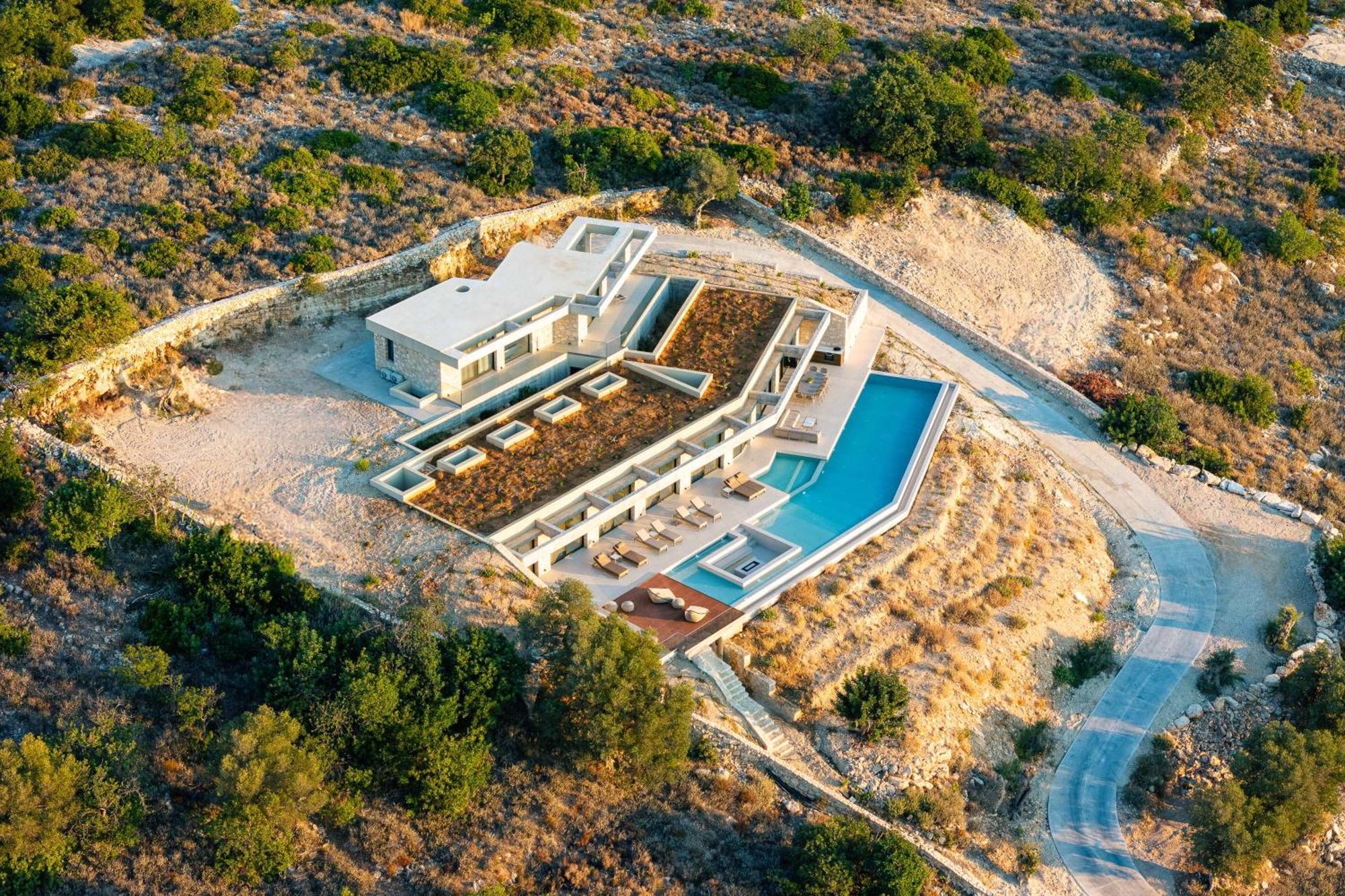 Suolo Villa *