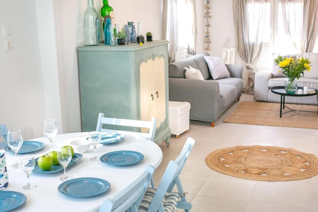 Kalamos Sea View Walking Distance * Agioi Apostoloi (Attica)