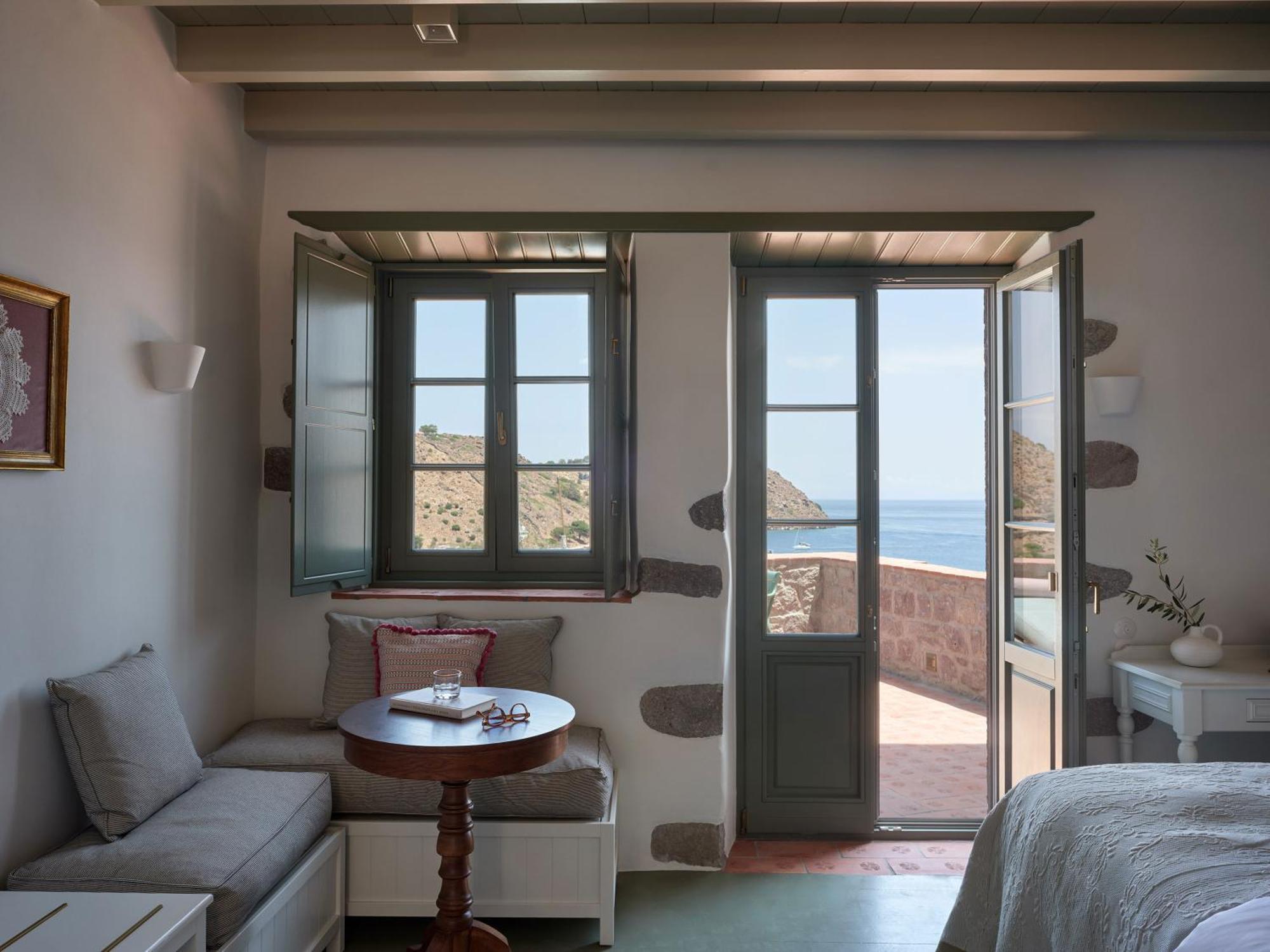 Patmos Eye Boutique & Hotel 4*