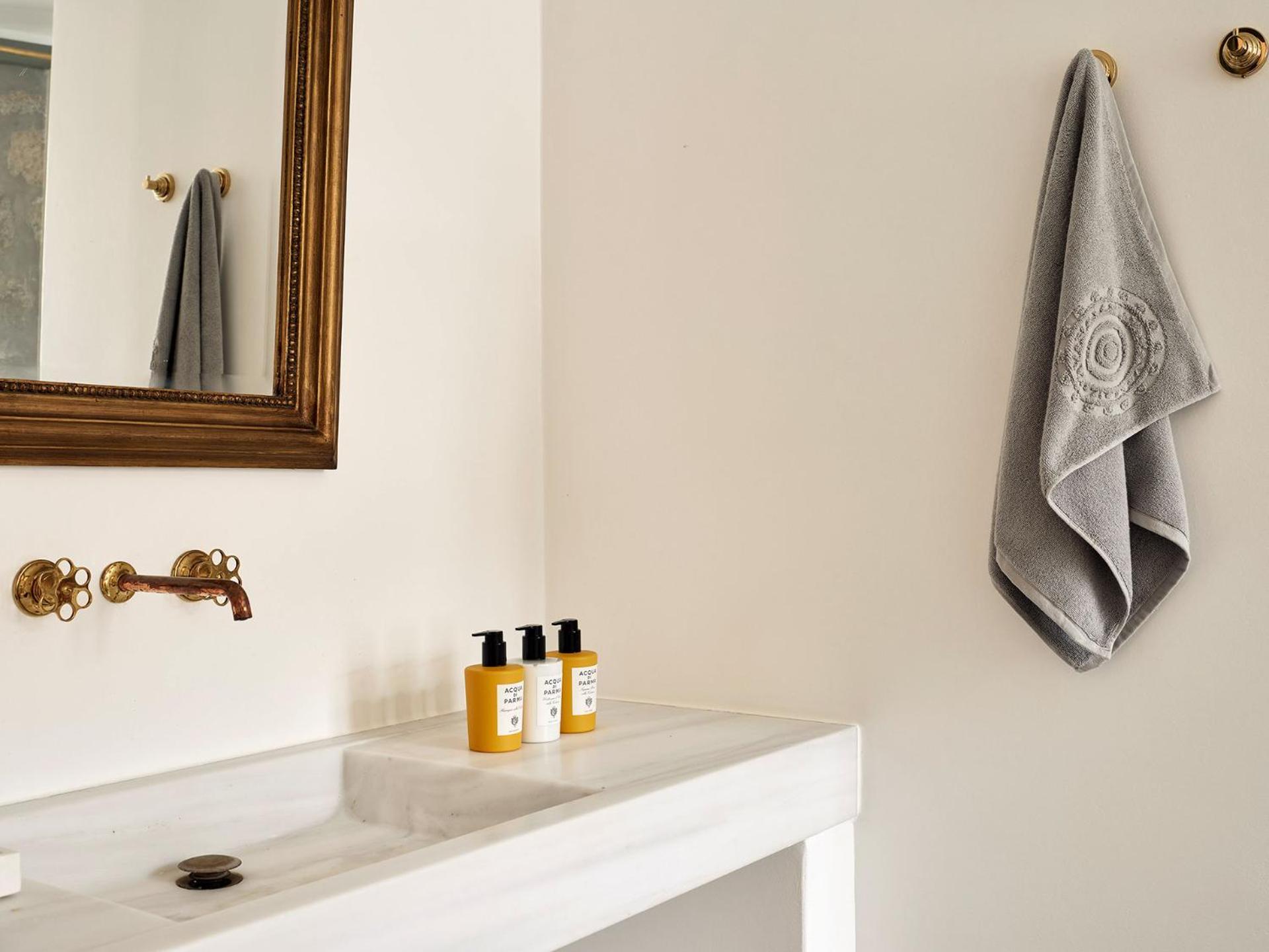 Patmos Eye Boutique & Hotel