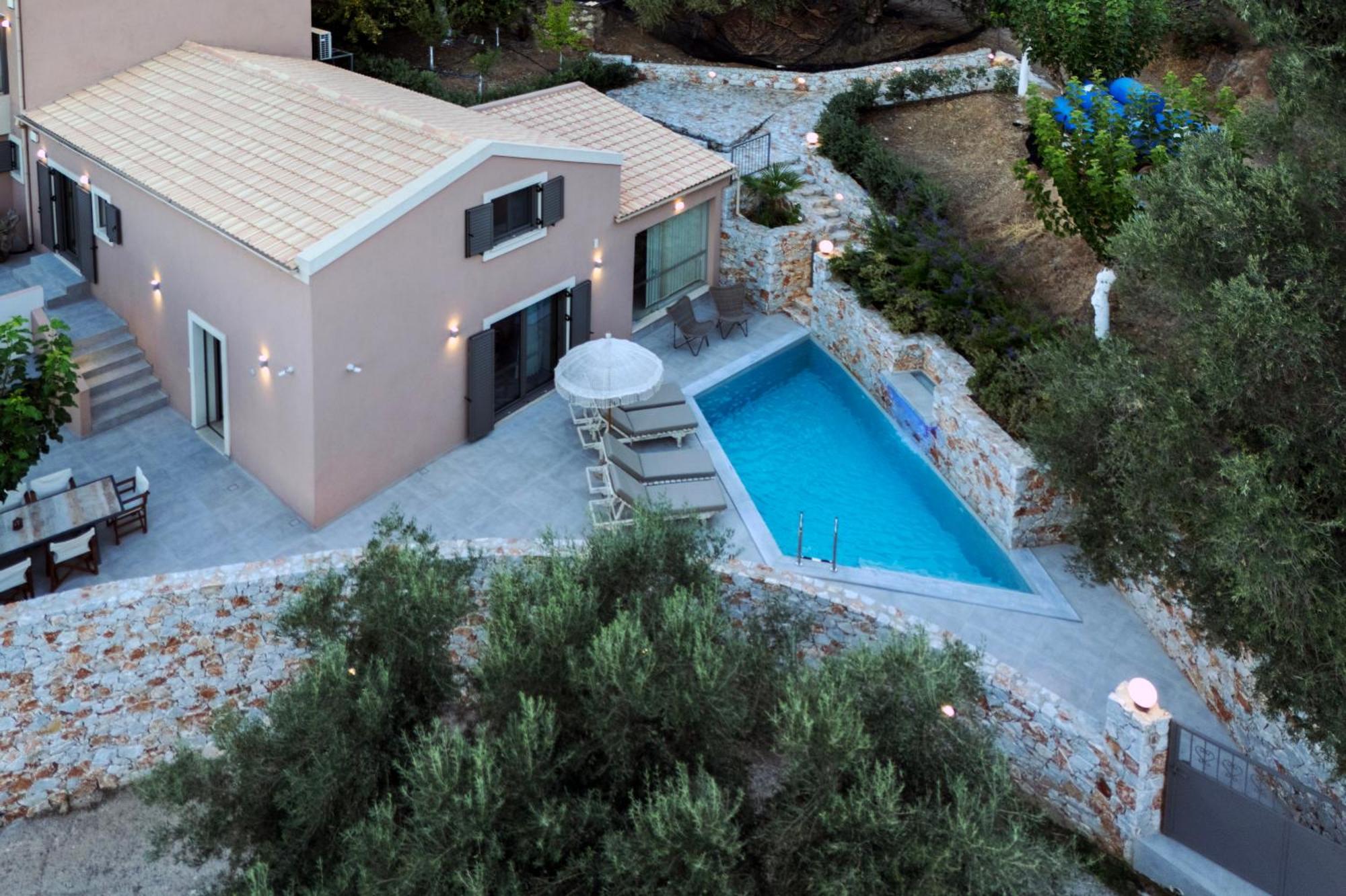 Alexandras's Mansion - Fragkia's House Agia (Chania, Crete)