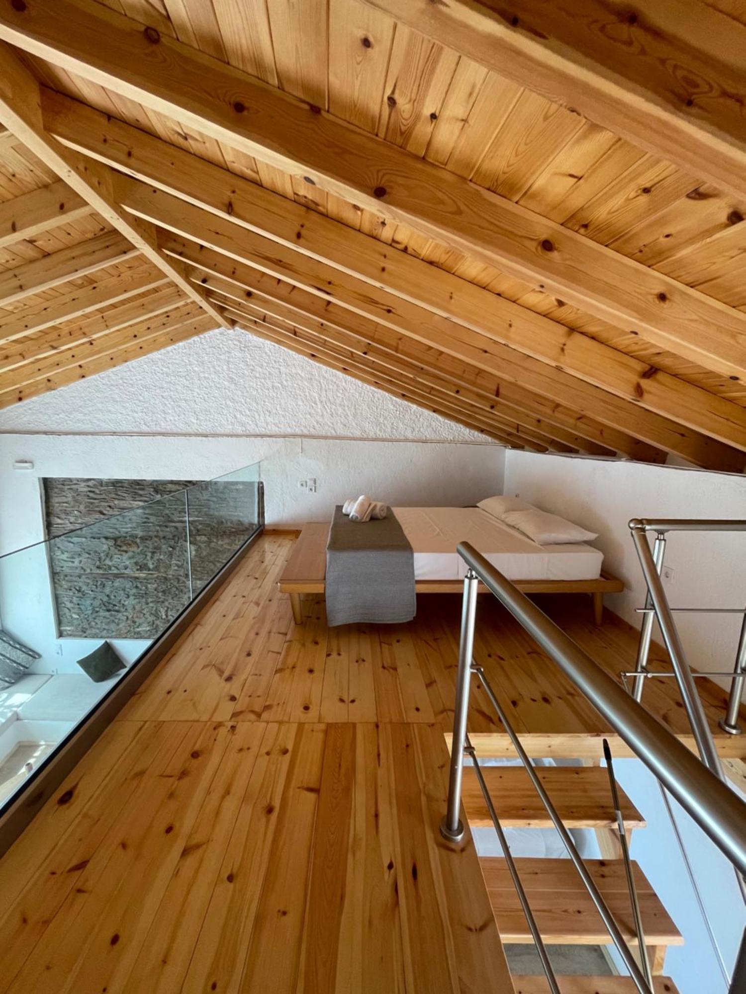 Michalelis Loft & Cave