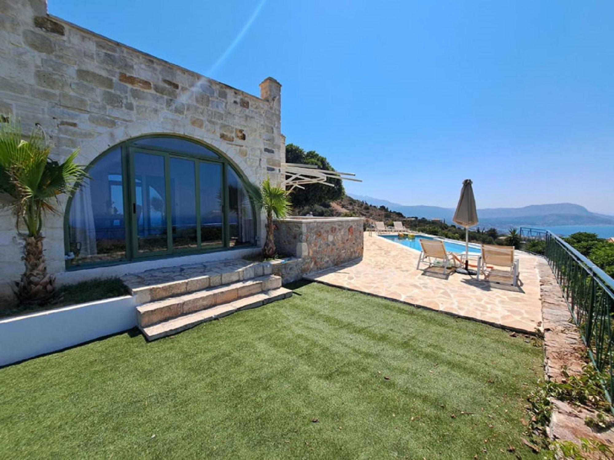 Villa Apollo - Saint George's Retreat Village *