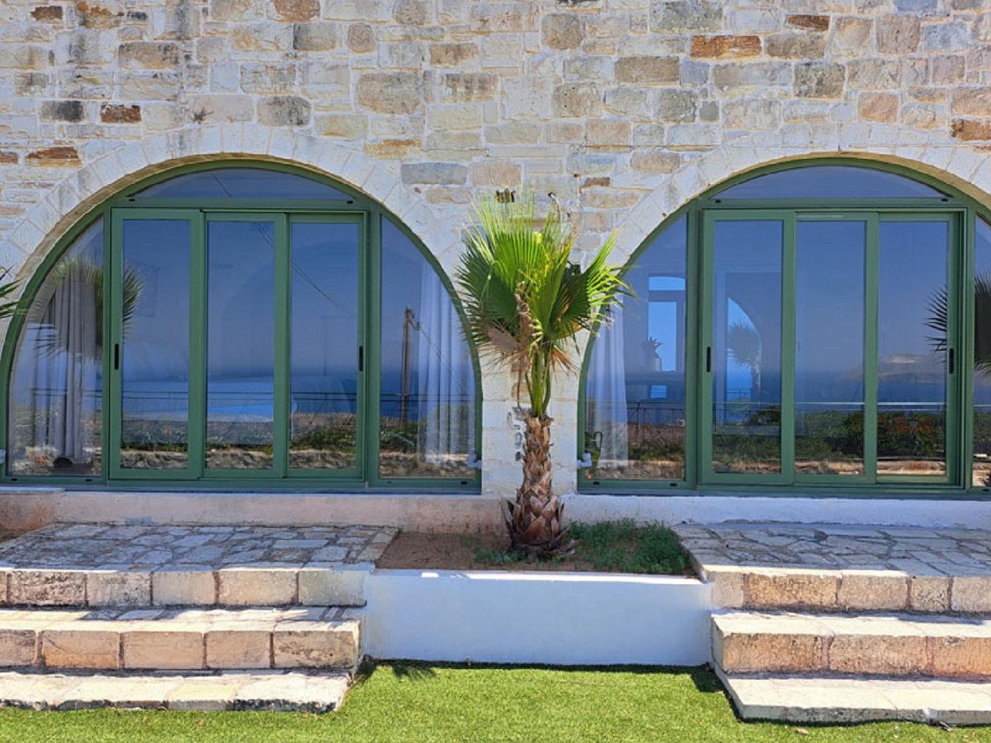 Villa Apollo - Saint George's Retreat Village