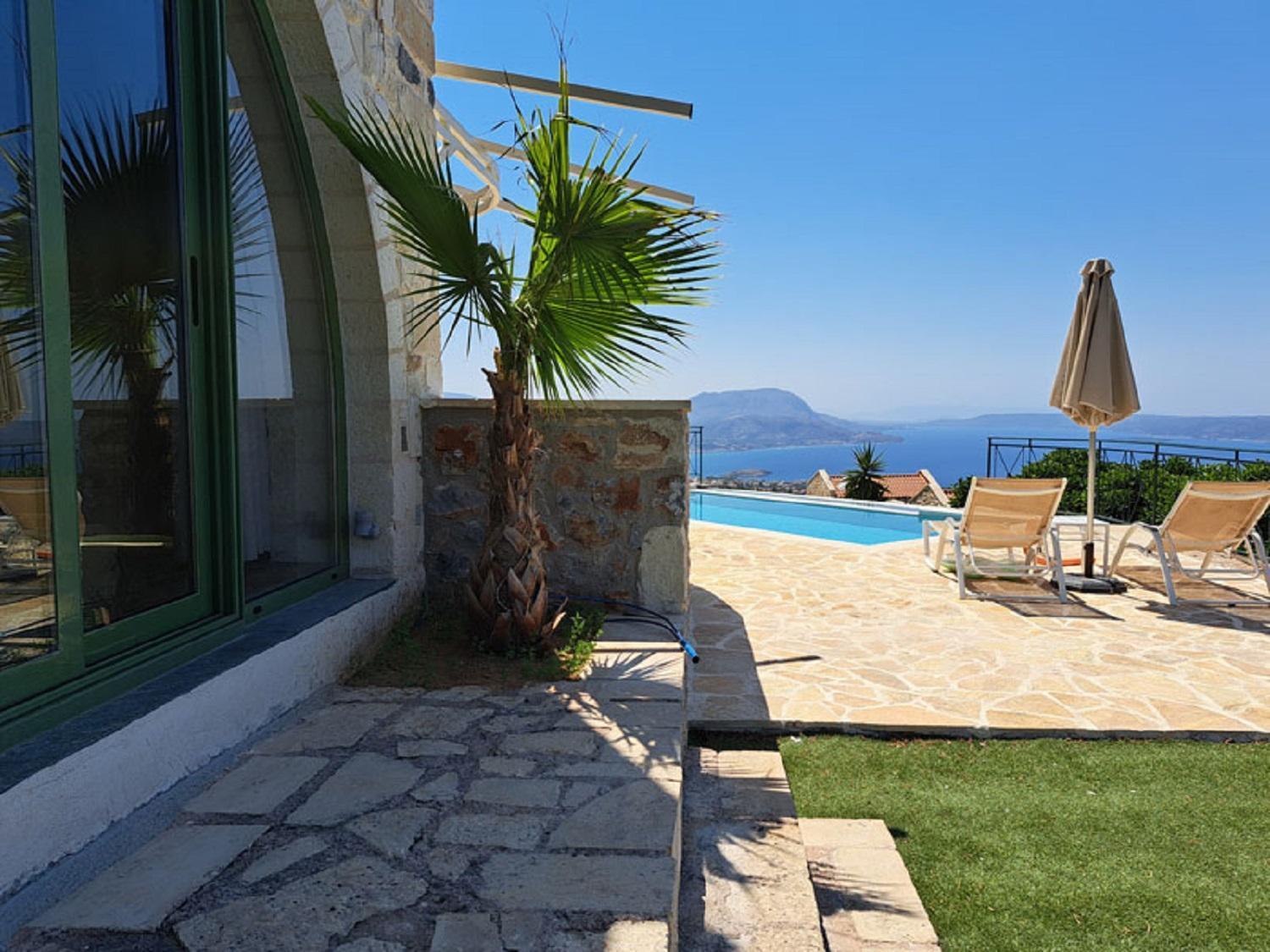 Villa Apollo - Saint George's Retreat Village *
