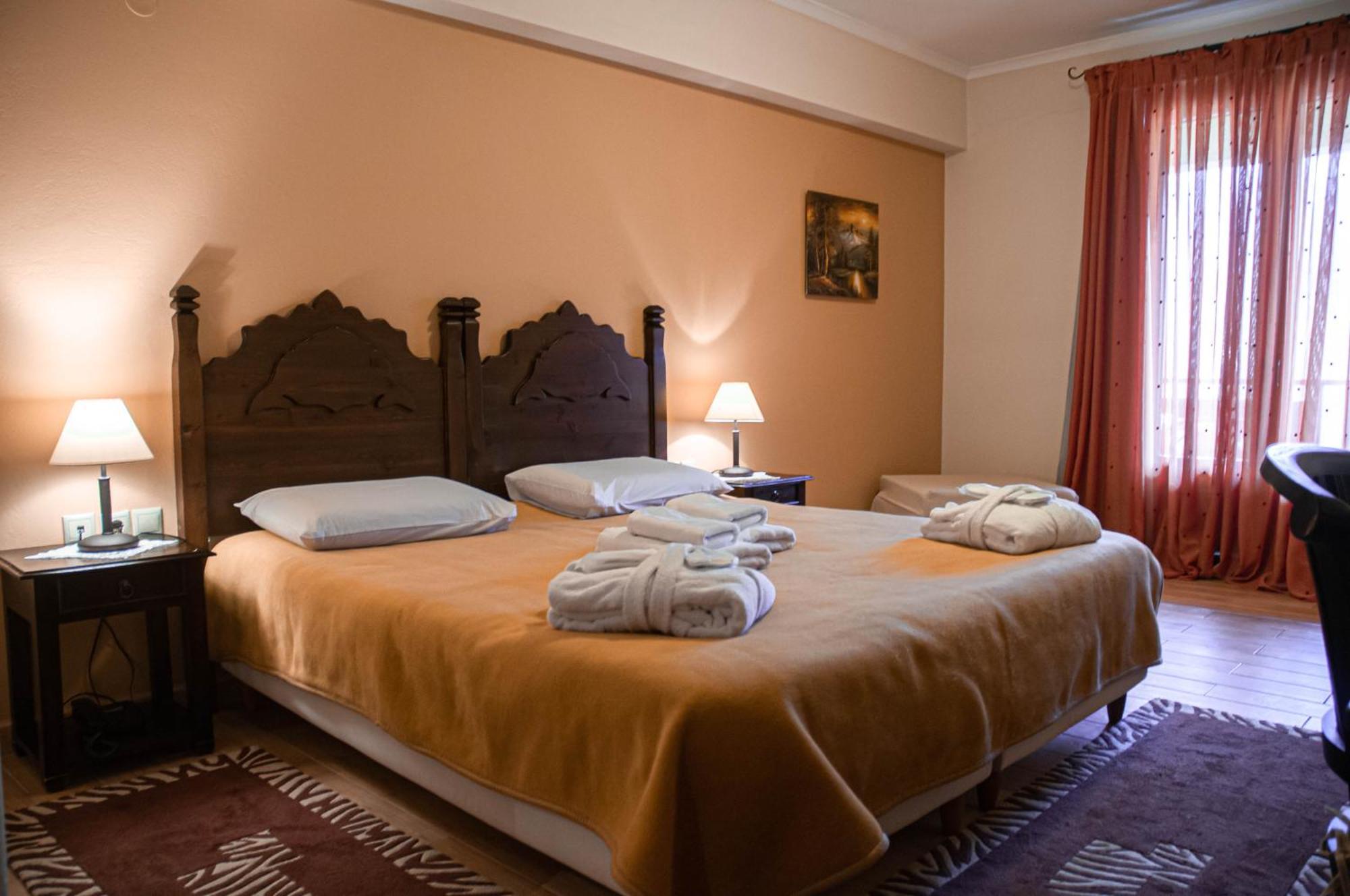 Melegos Hotel