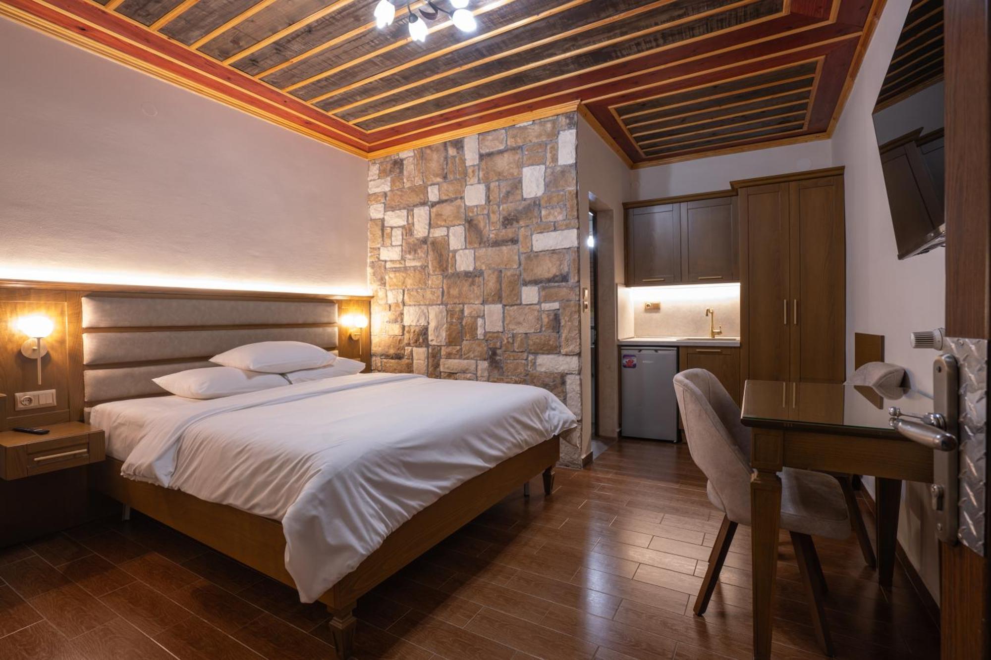 Kallinikos Hotel Loutraki (Pella)