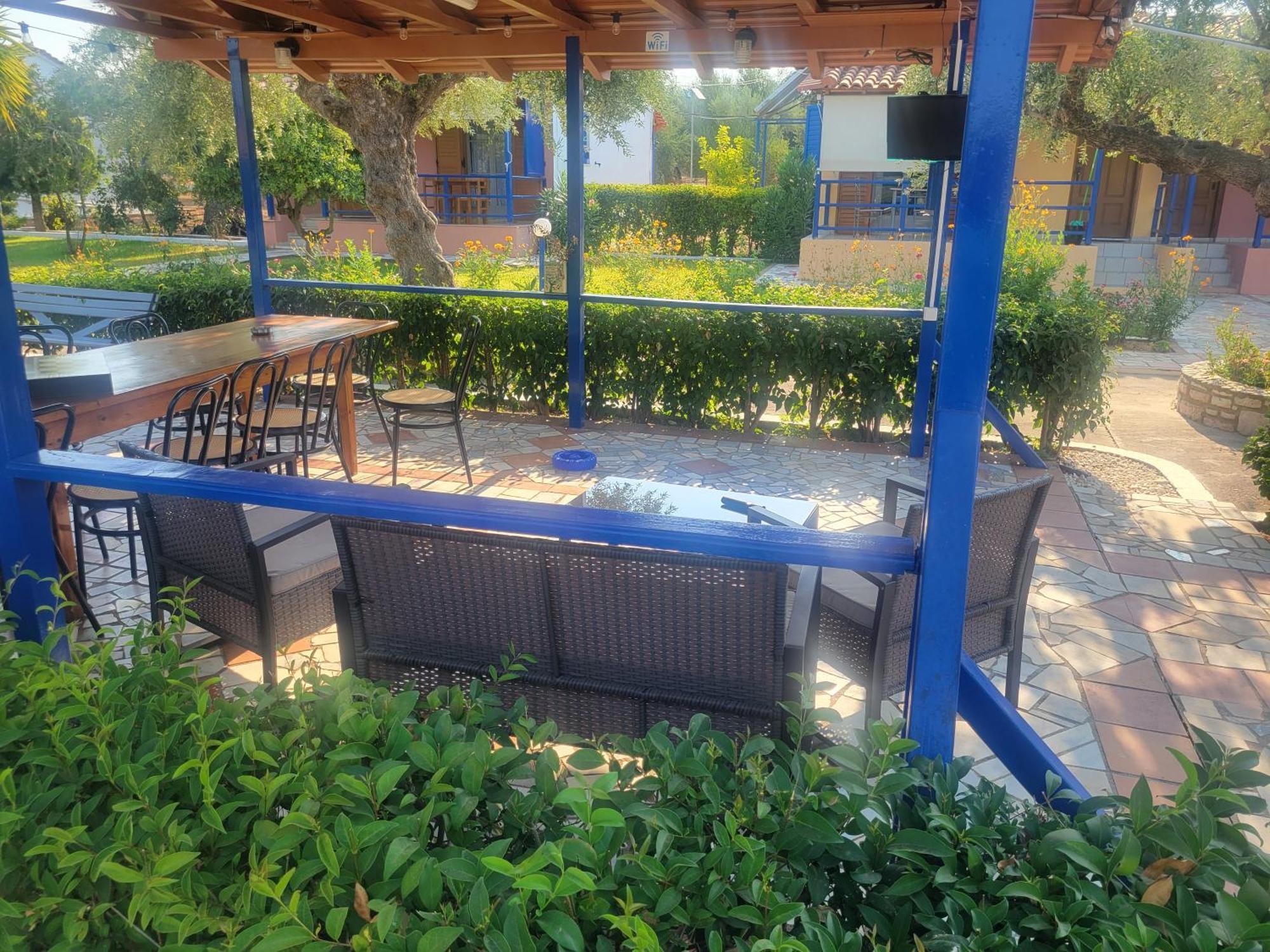 John & Jenny's Small Village Apartment Agios Andreas (Messenia)