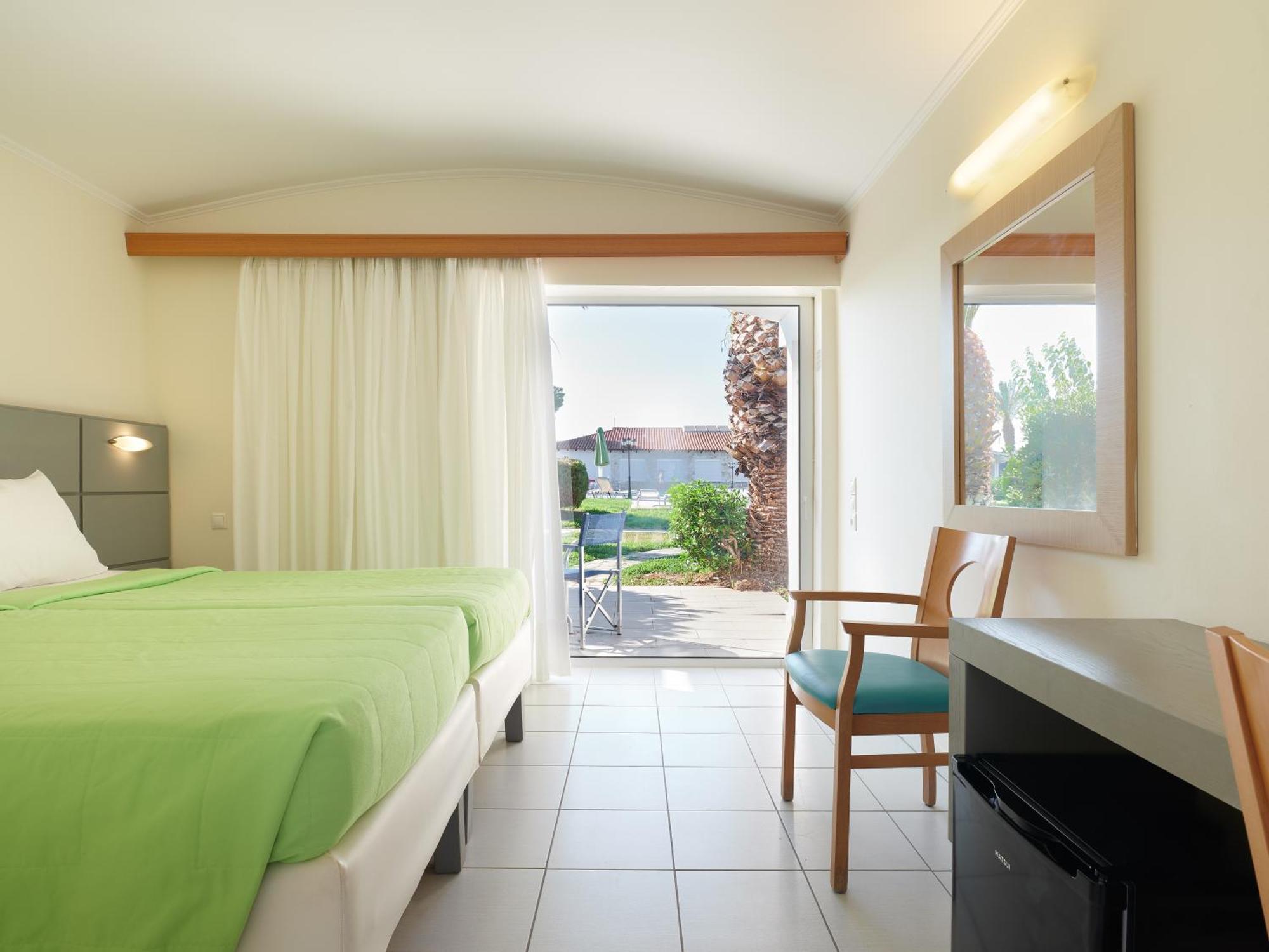 Resort Kinetta And Kinetta (Attica)