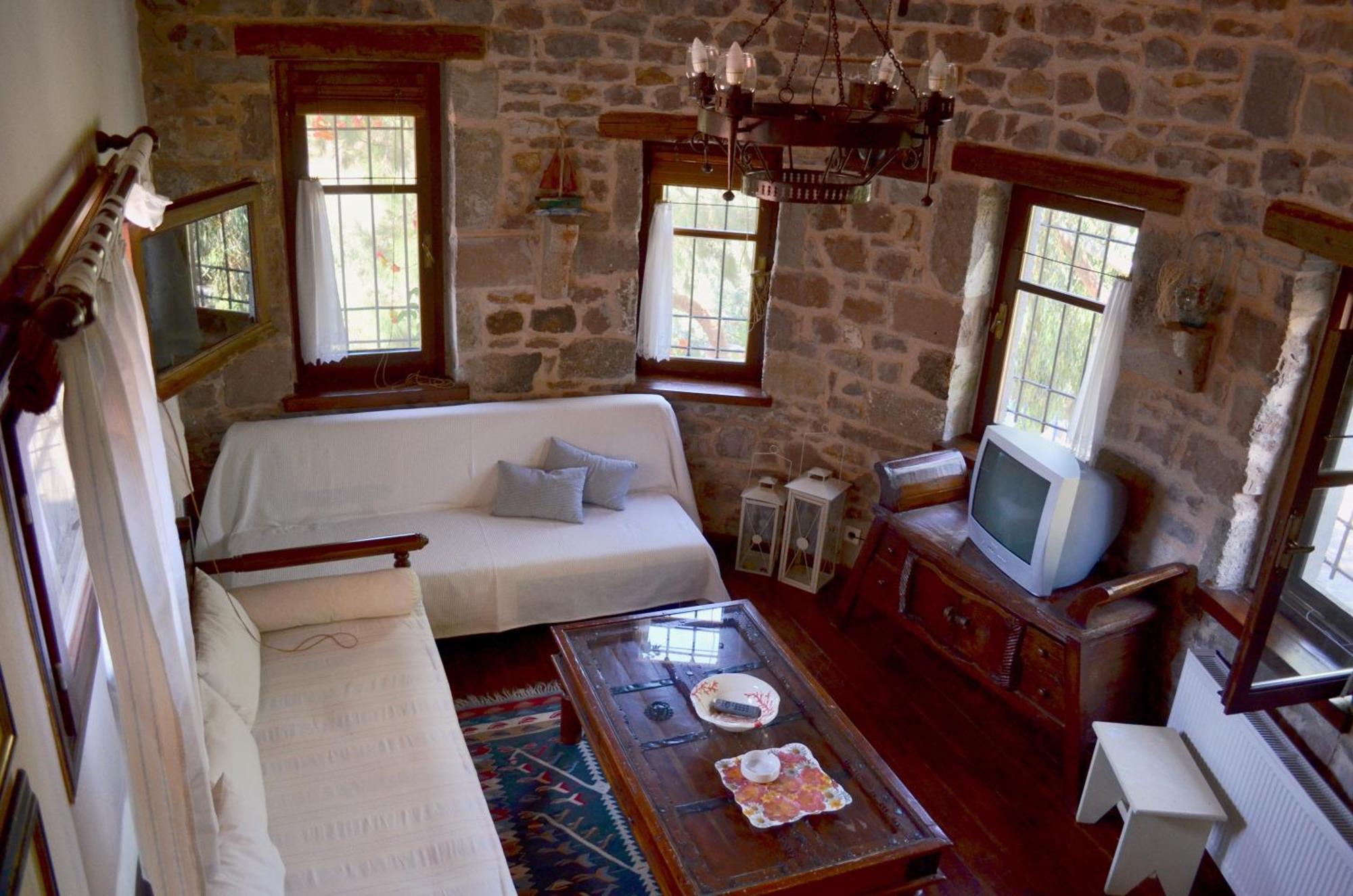 Lesvos Tower House Komninos Villa