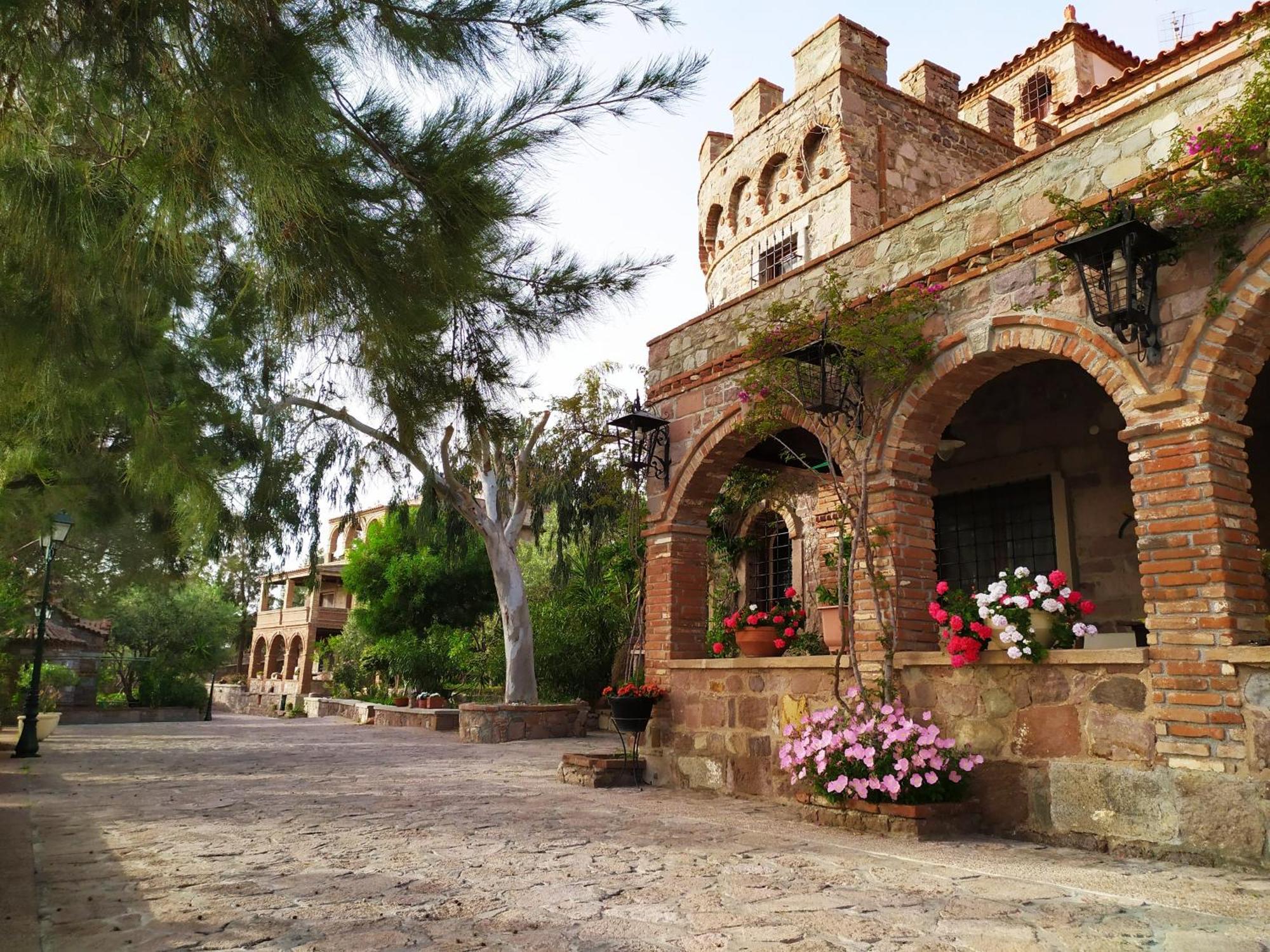 Villa Lesvos Tower House Komninos *