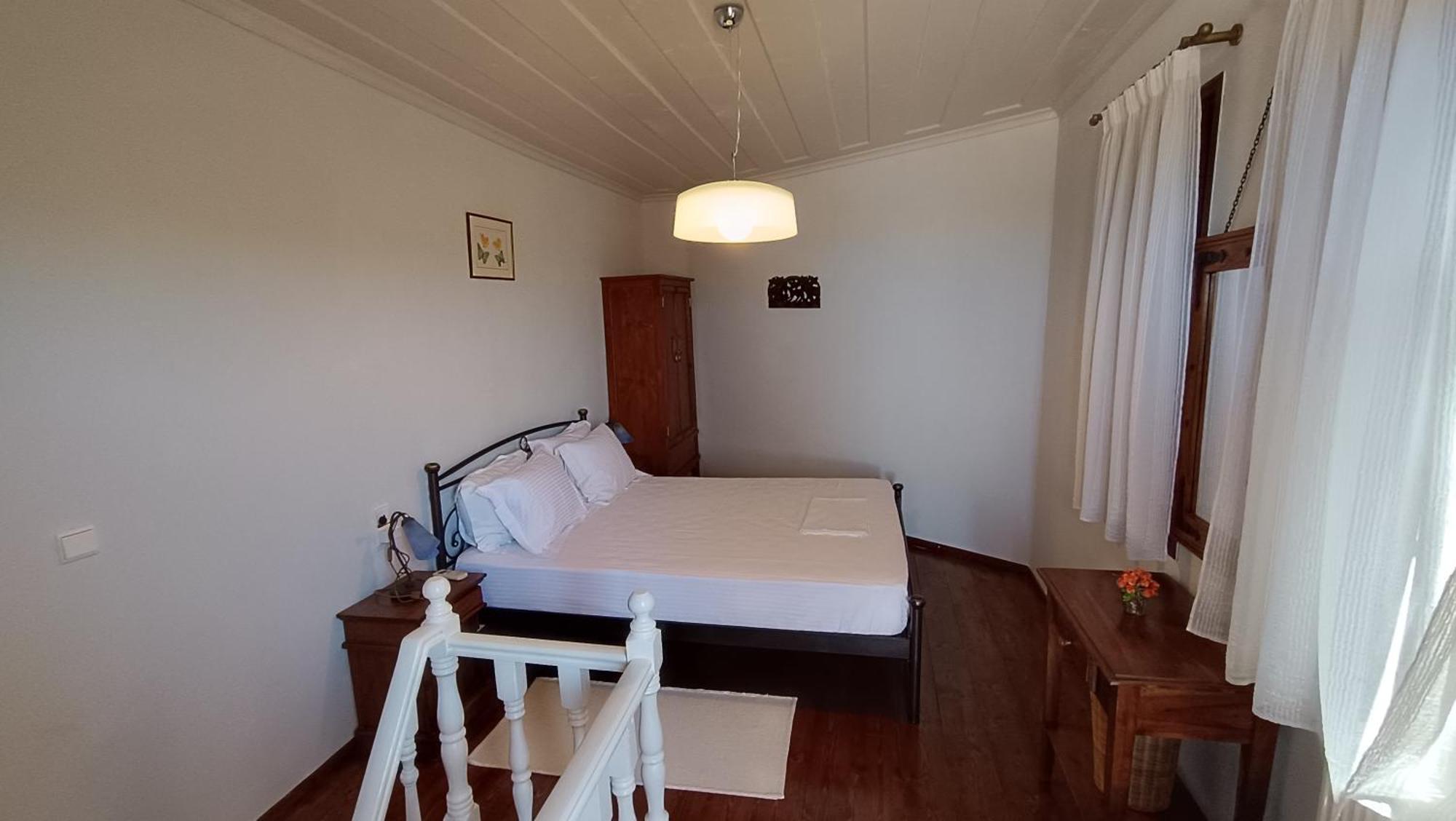 Lesvos Tower House Komninos *