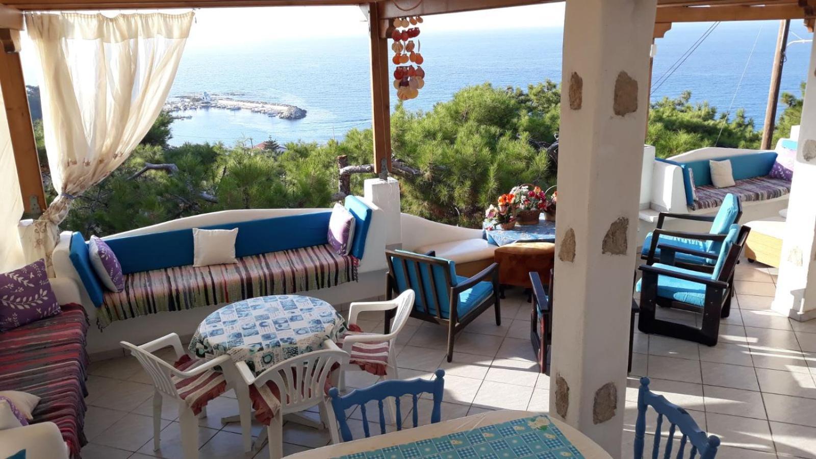 Kocheilas Studios Aparthotel