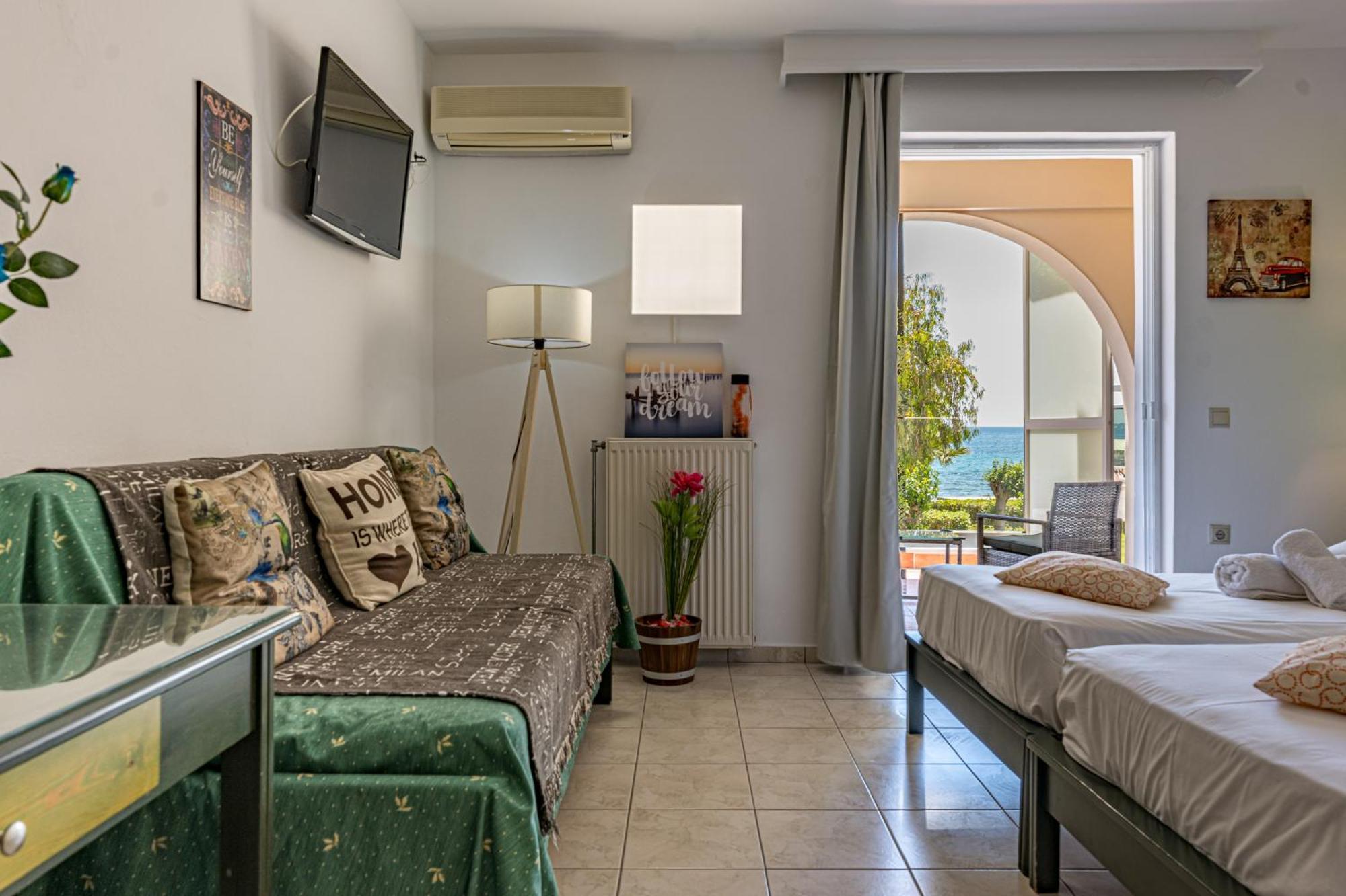 Sea Front Spirit Apartment *