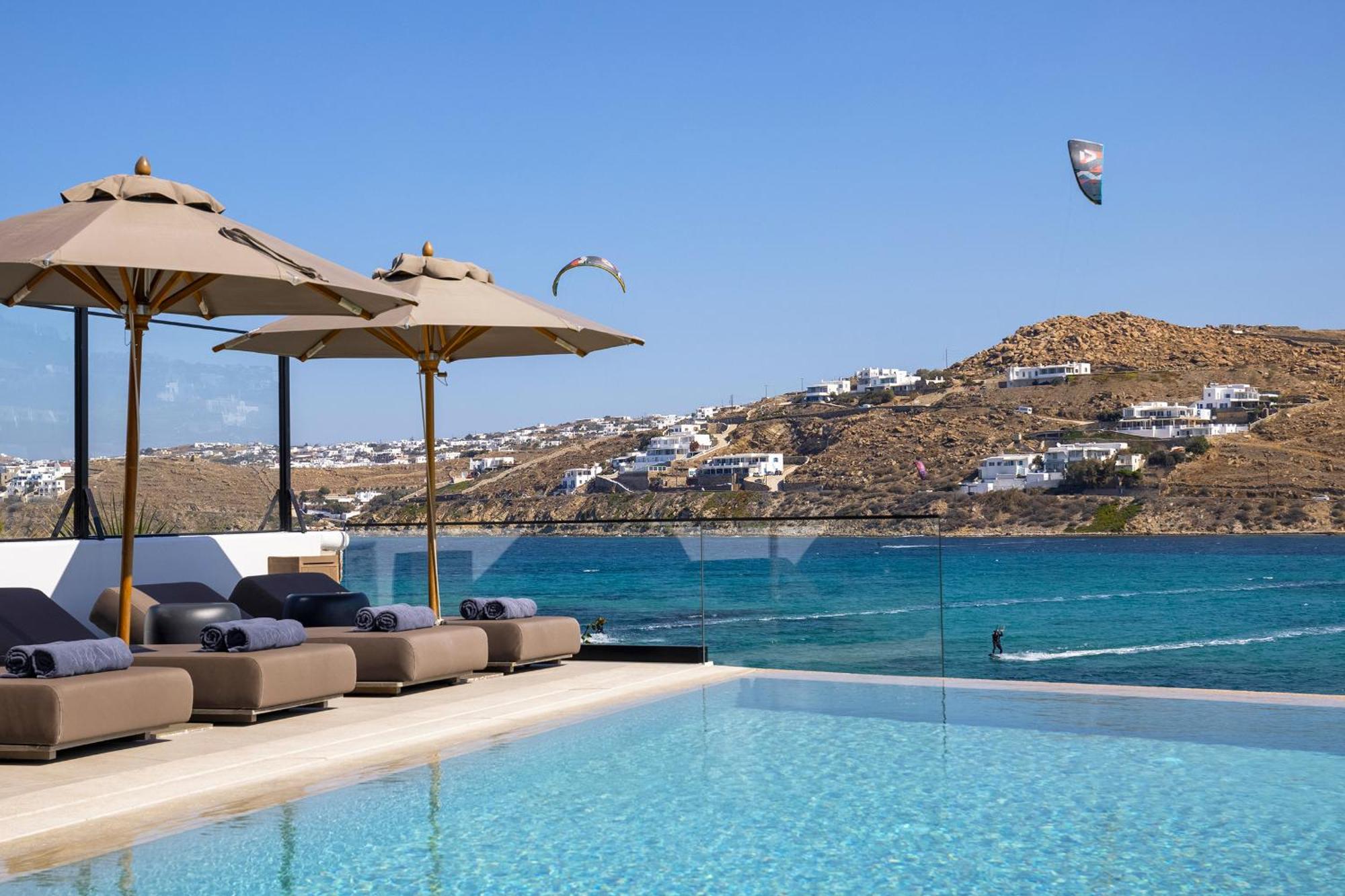 Aeonic And Hotel Mykonos Town