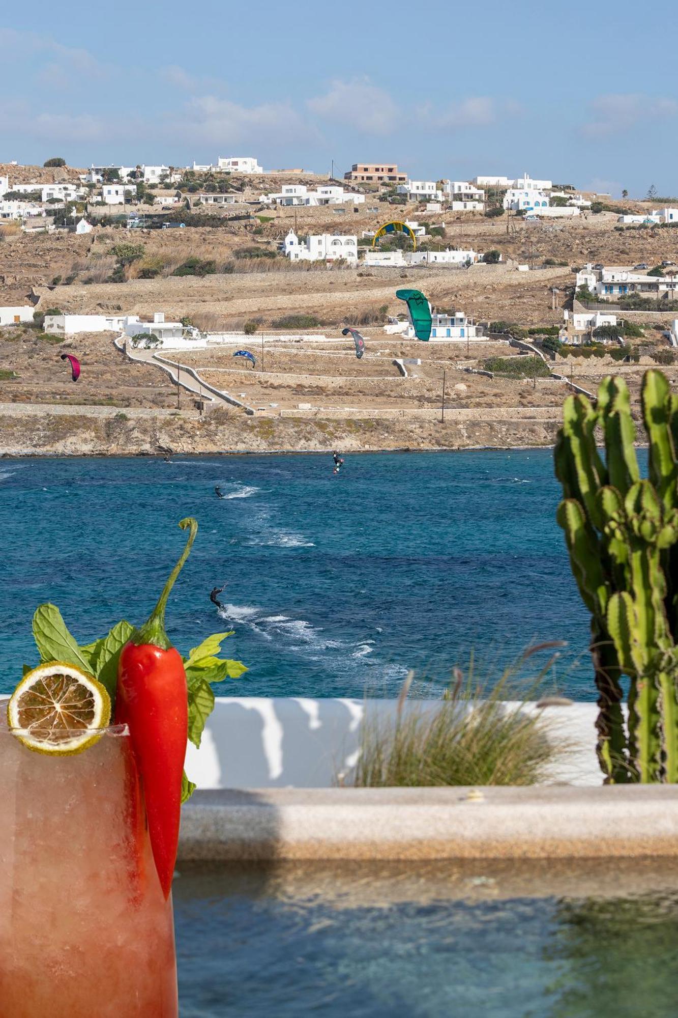 Hotel Aeonic And Mykonos Town