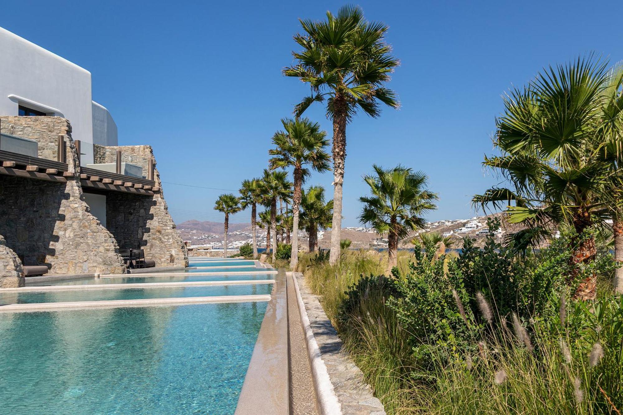 Hotel Aeonic And Mykonos Town