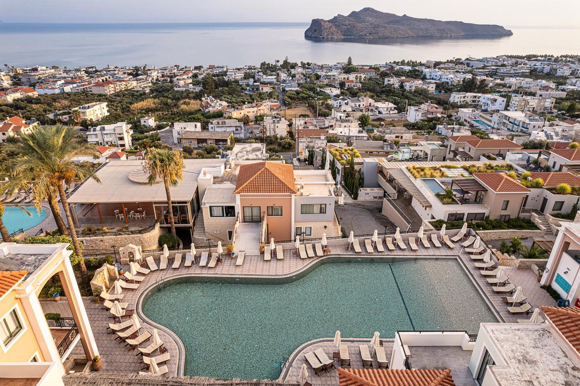 Hotel Caldera Village 4*
