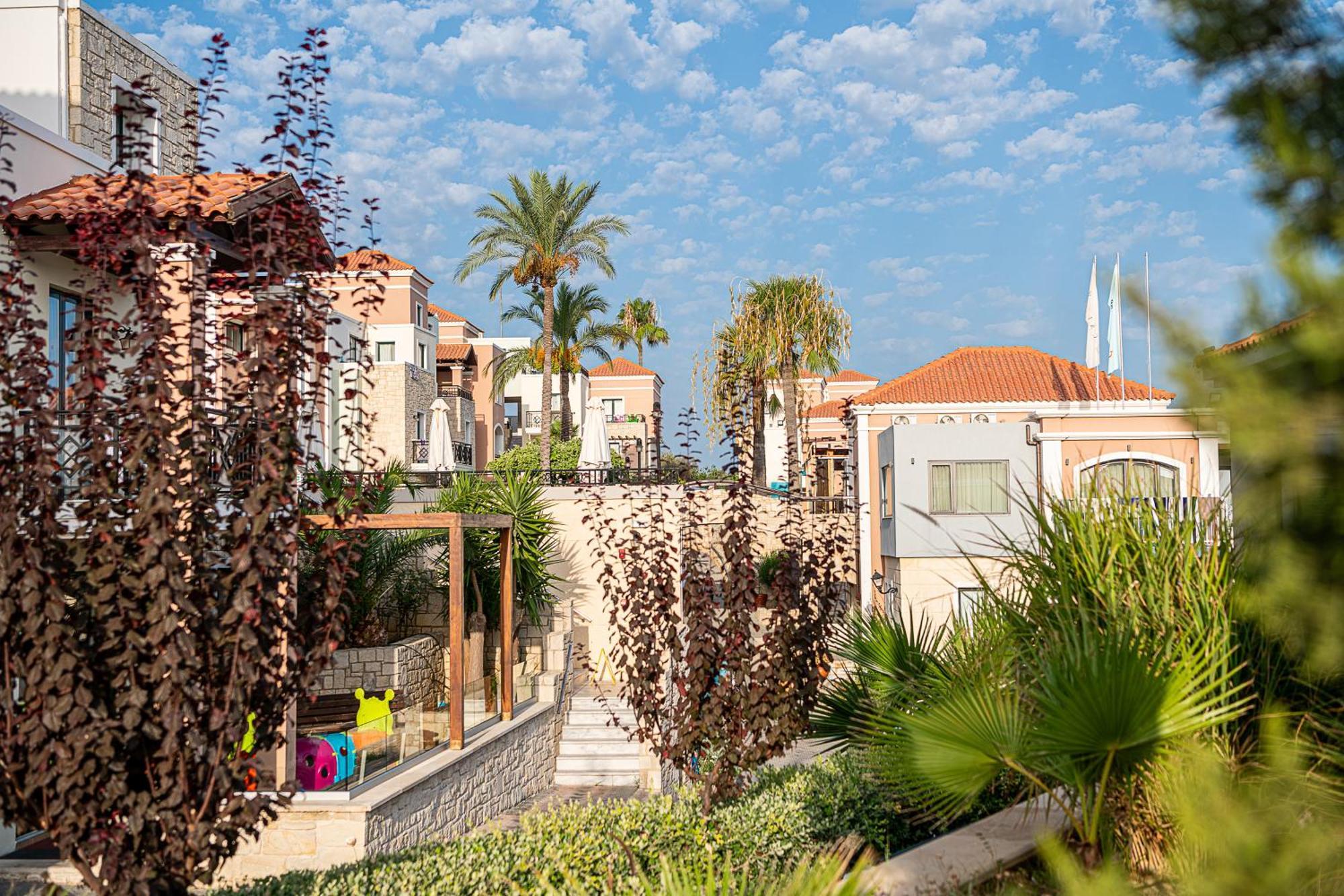 Caldera Village 4* Agia Marina (Crete)