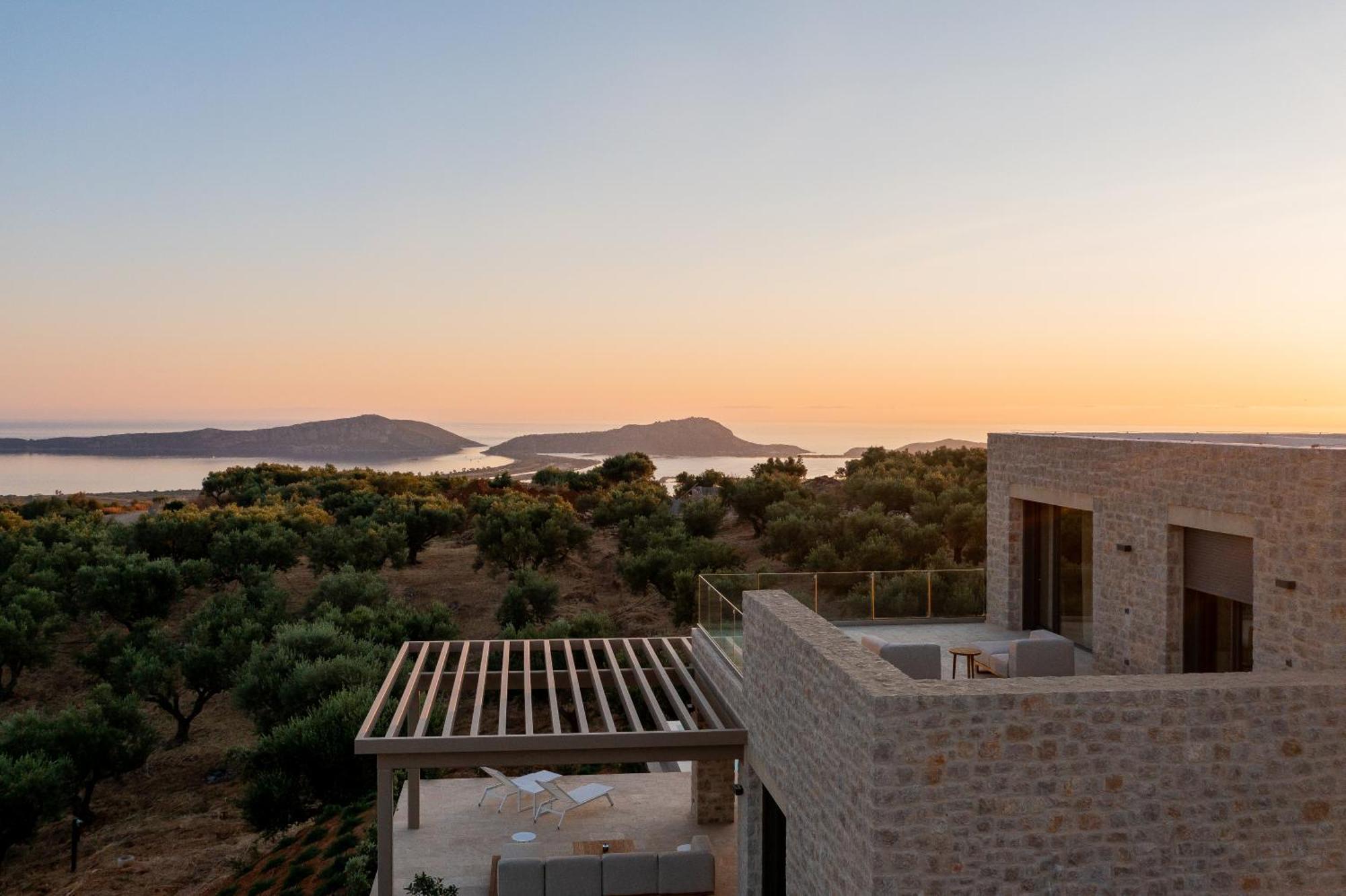 Messinian Nest Villa