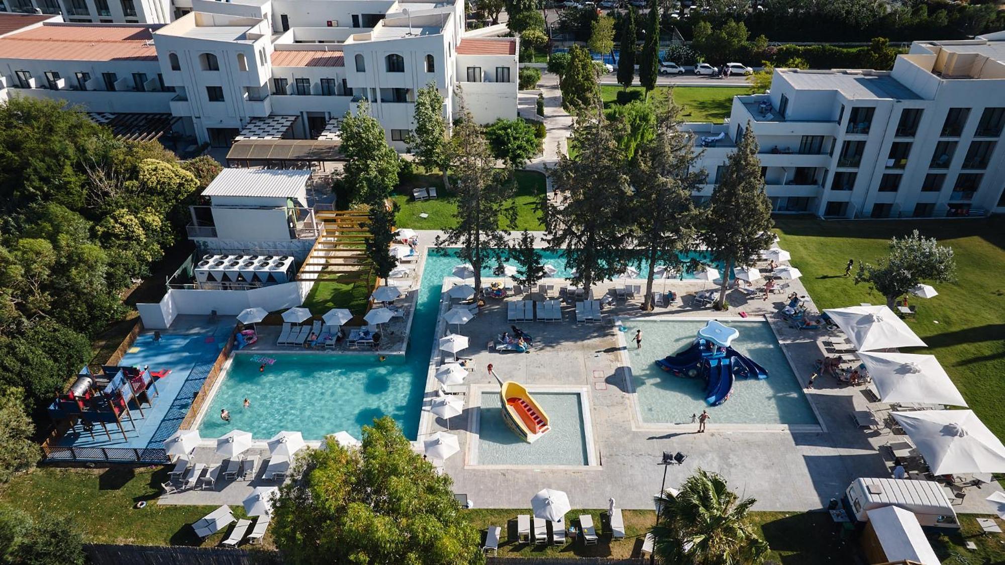 Hotel Blue Sea Village 4*