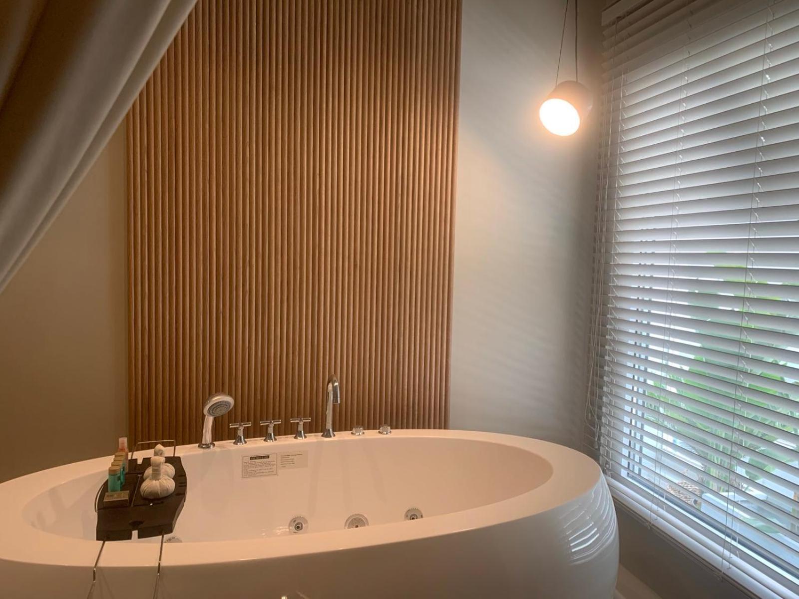 Apartment Khroma Luxury 1 Front *
