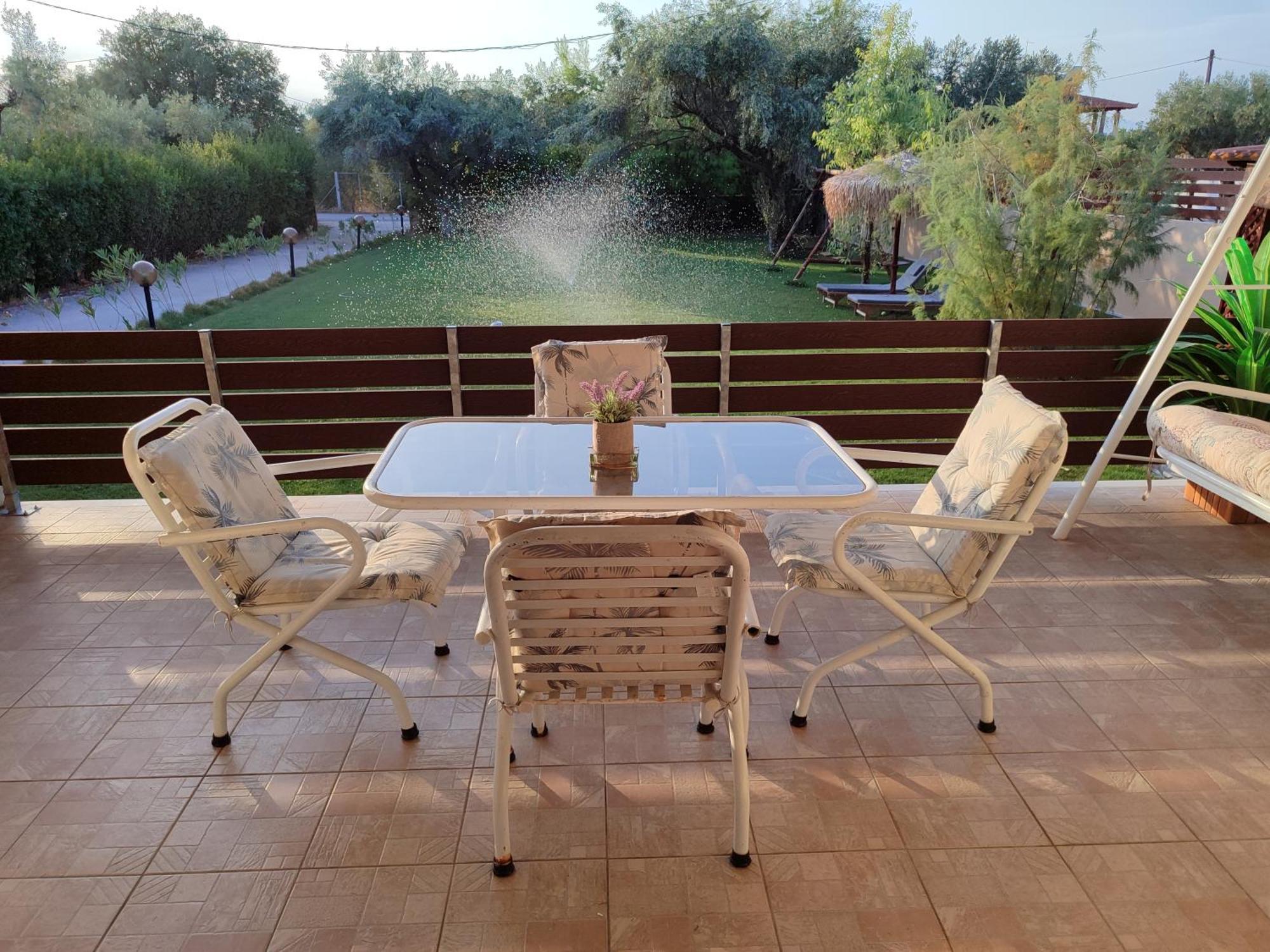 George's Family Friendly Maisonette With Great Exterior * Drosia (Central Greece)