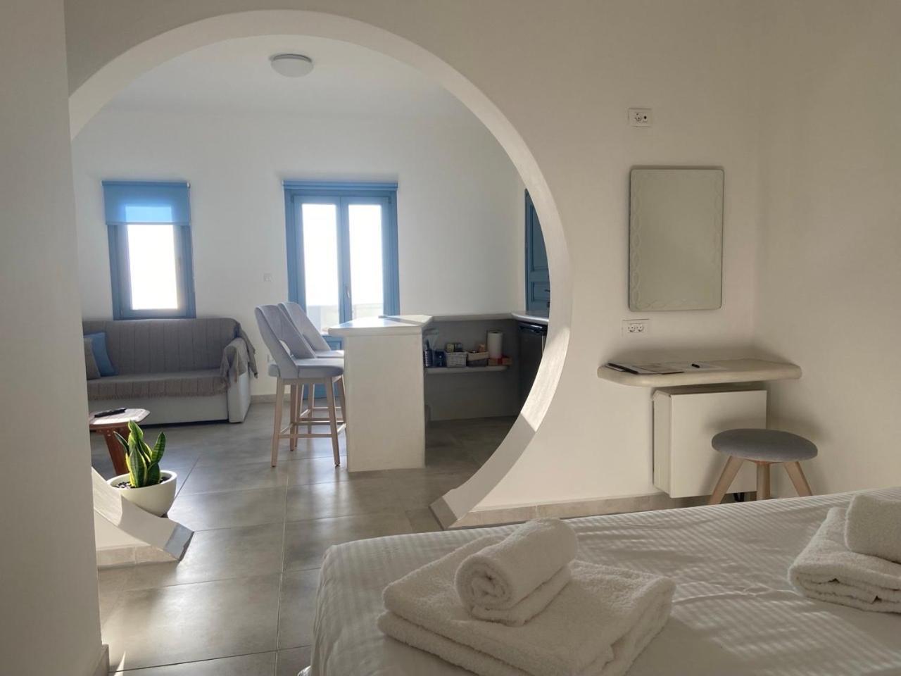 Ena Santorini Holiday home *