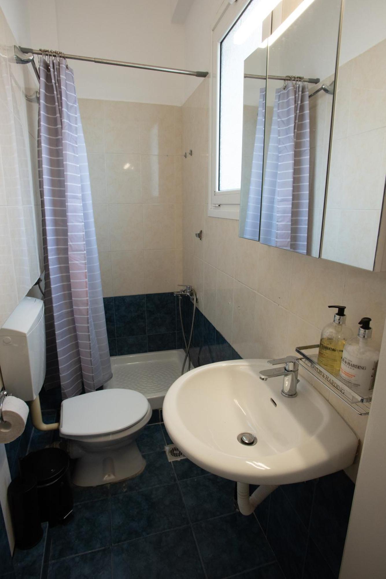 Apartment Anavros