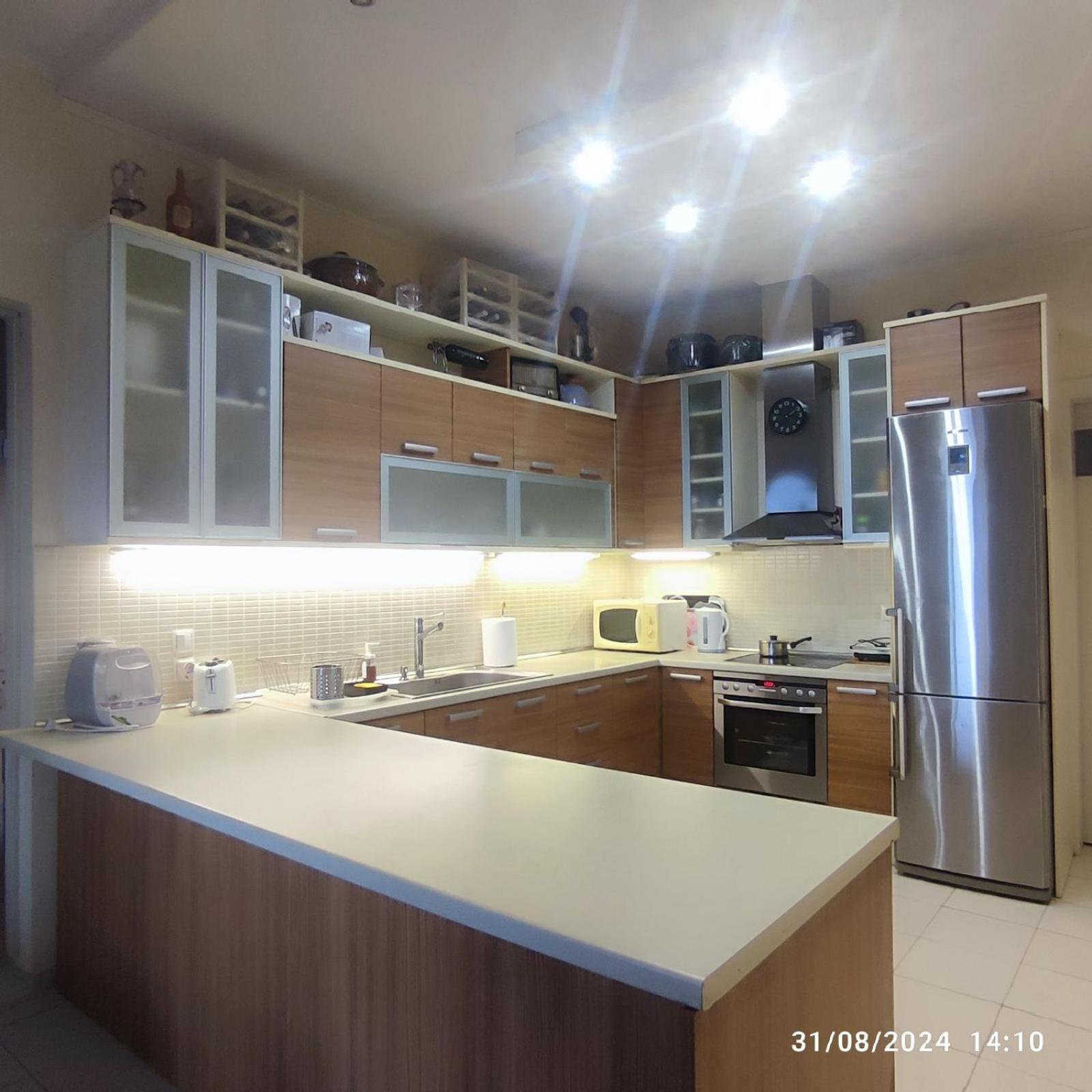 Skyline Serenity Apartment *