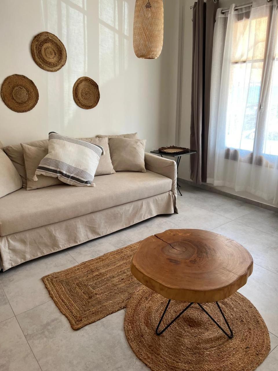 Town Cozy Escape * Aegina