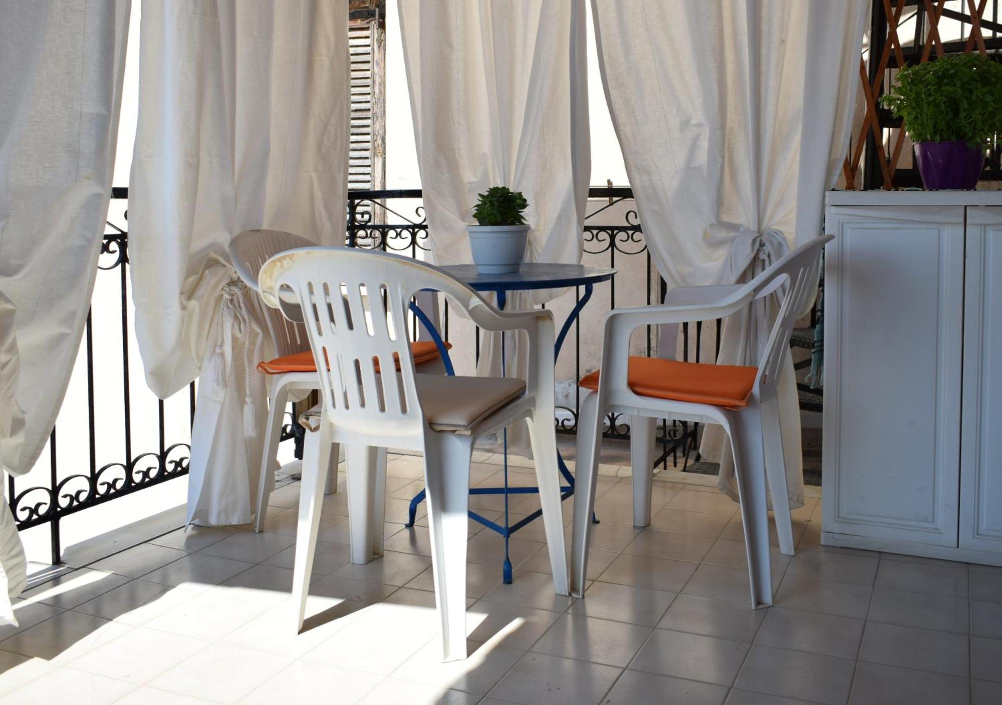 Town Cozy Escape Aegina