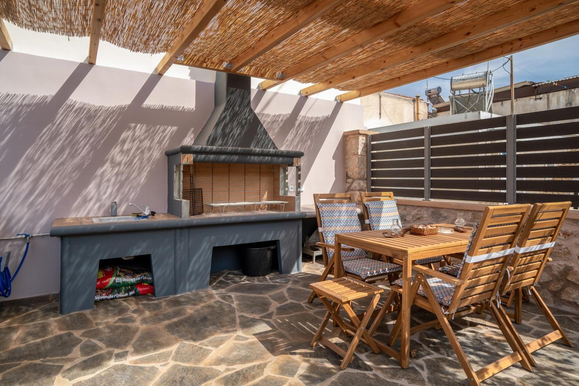 Koilada Family House 1 *