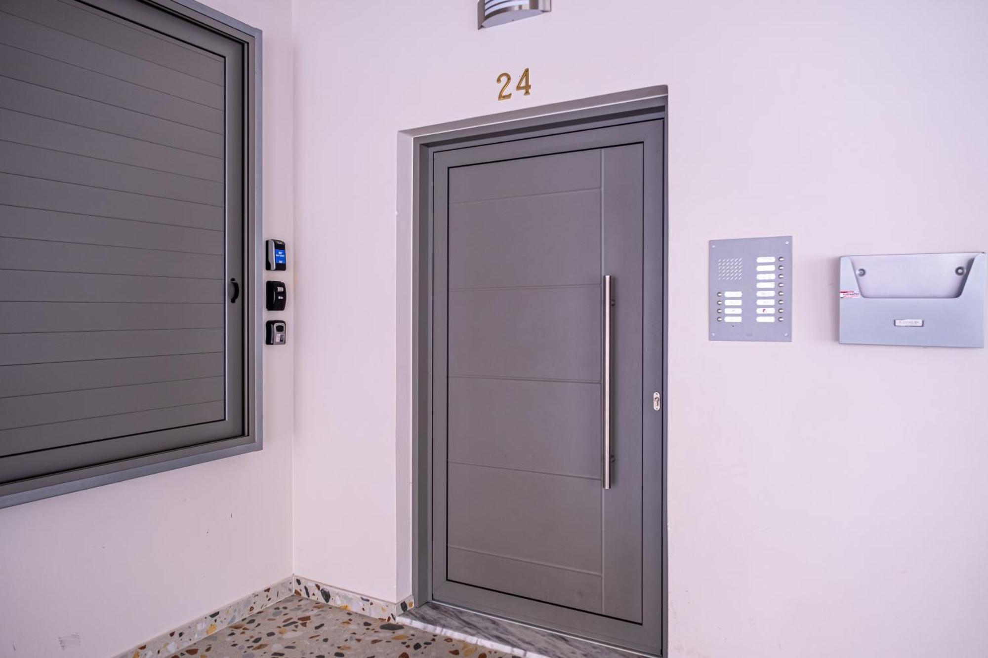 Apartment B2 *