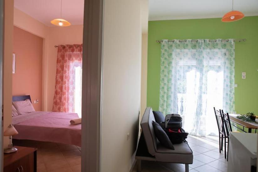 Aparthotel Near Olympia *