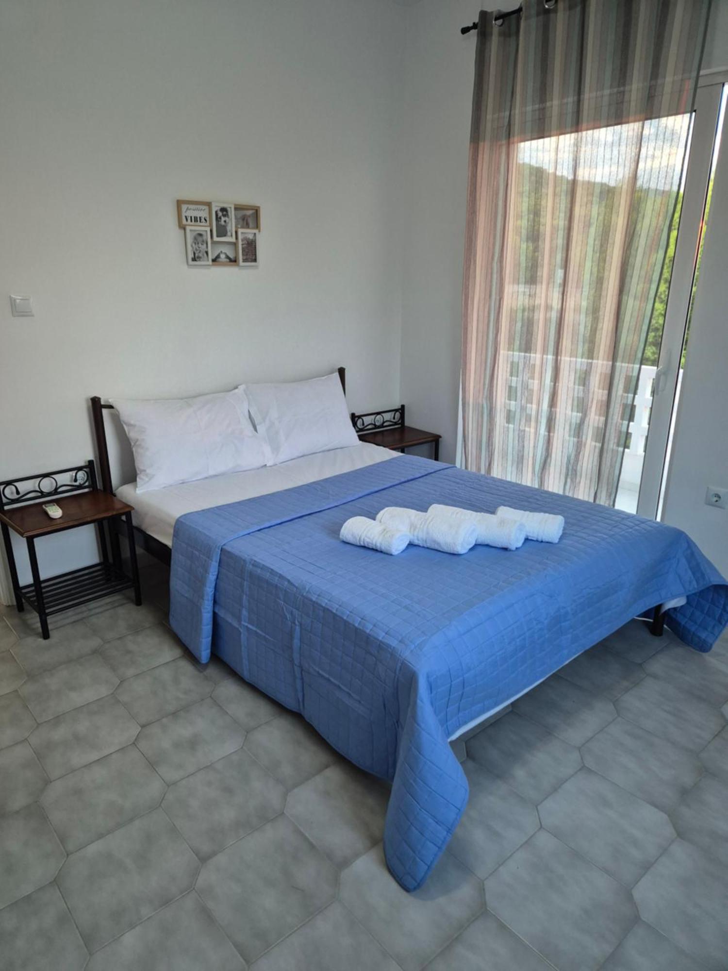 Deco Aigina Vagia (Aegina)