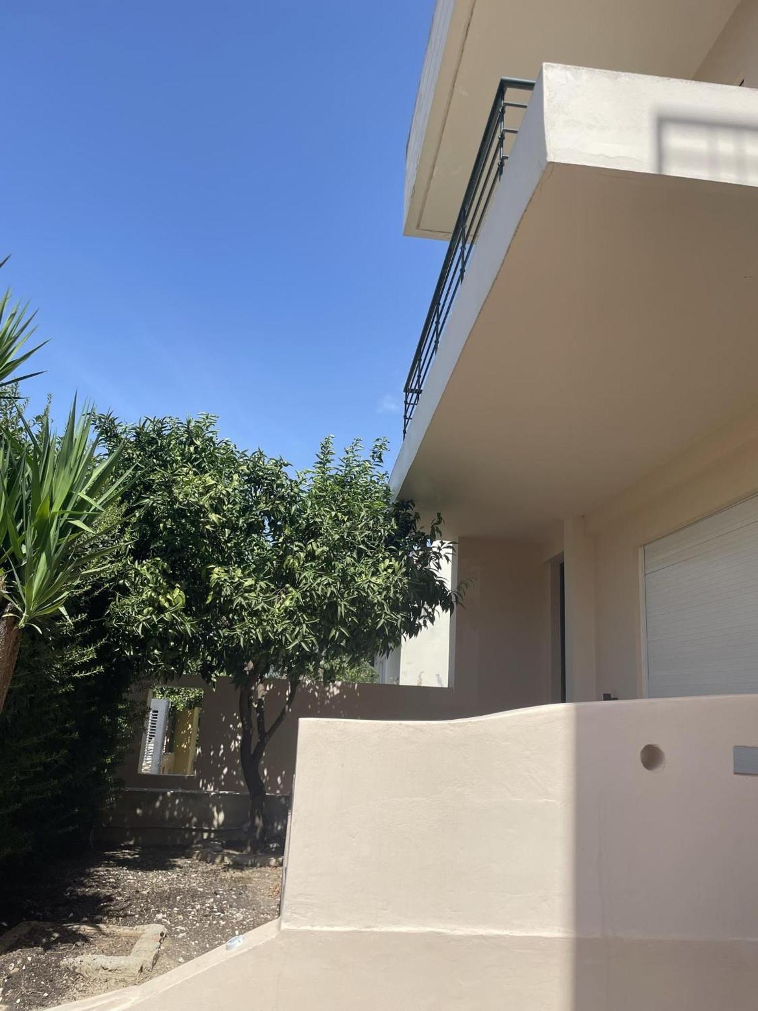 Iroko Villa Patras