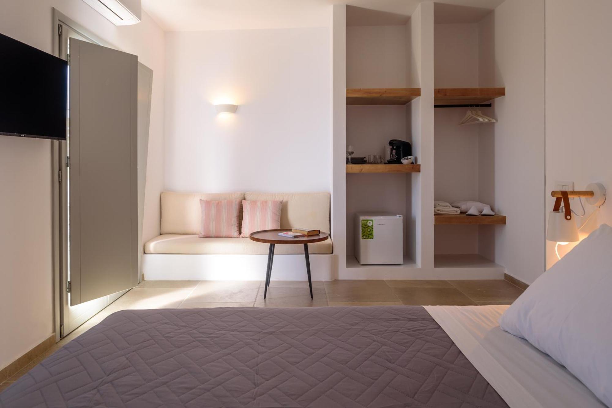 Elia Apartment