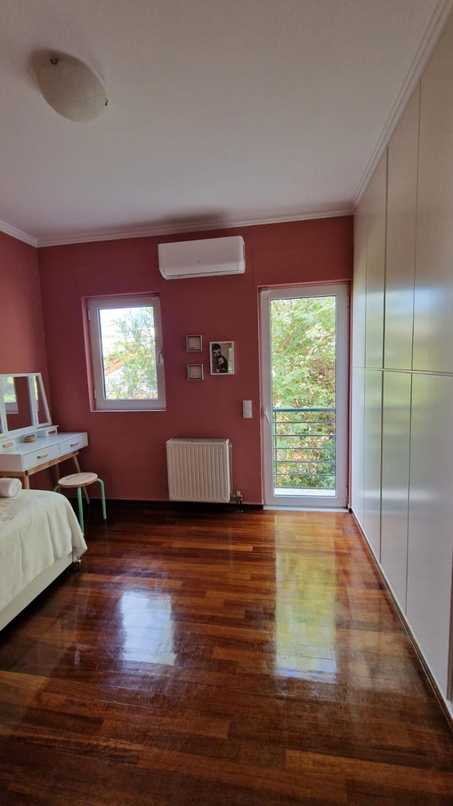 Iroko Villa Patras